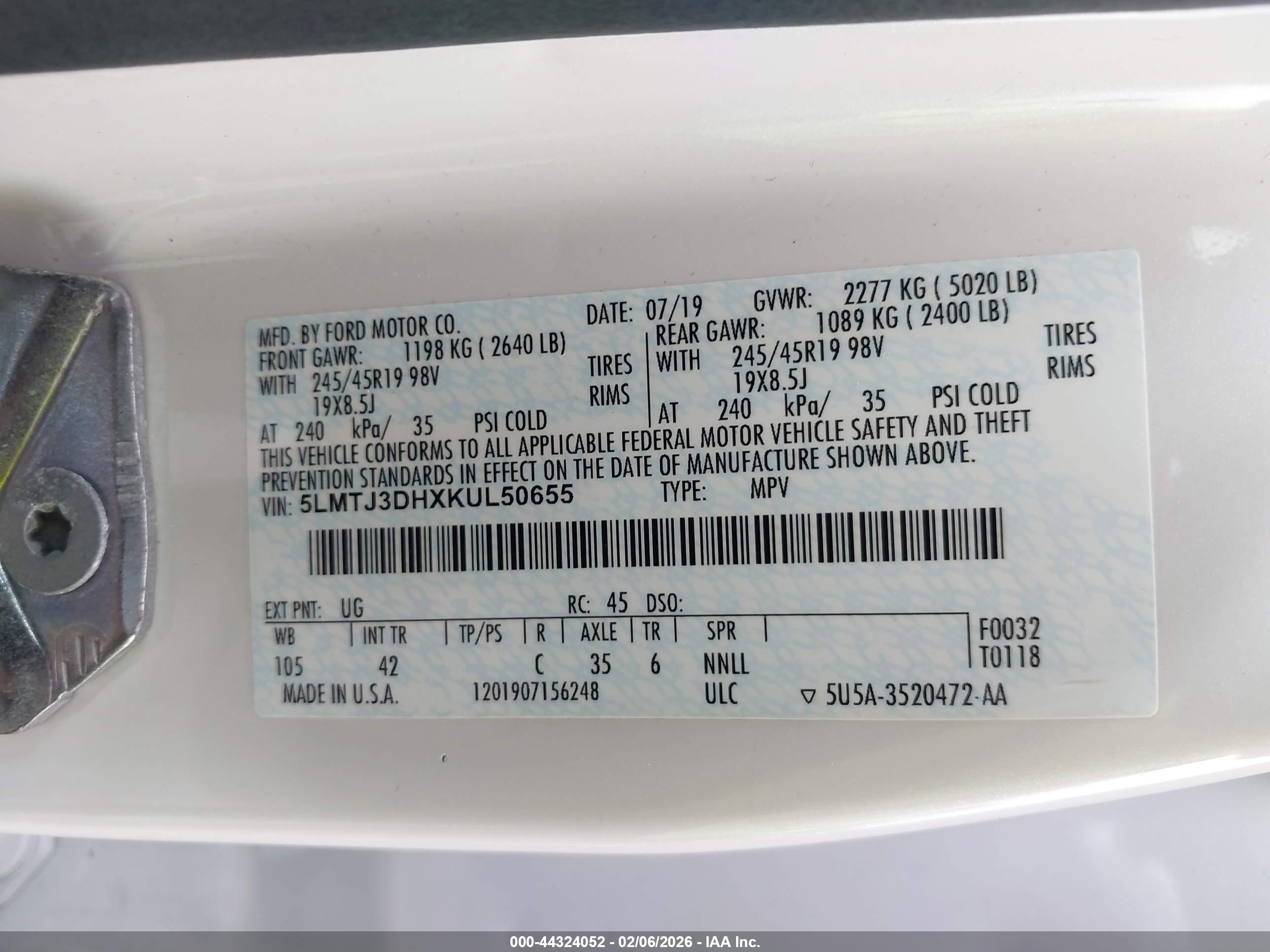 LINCOLN MKC image 9