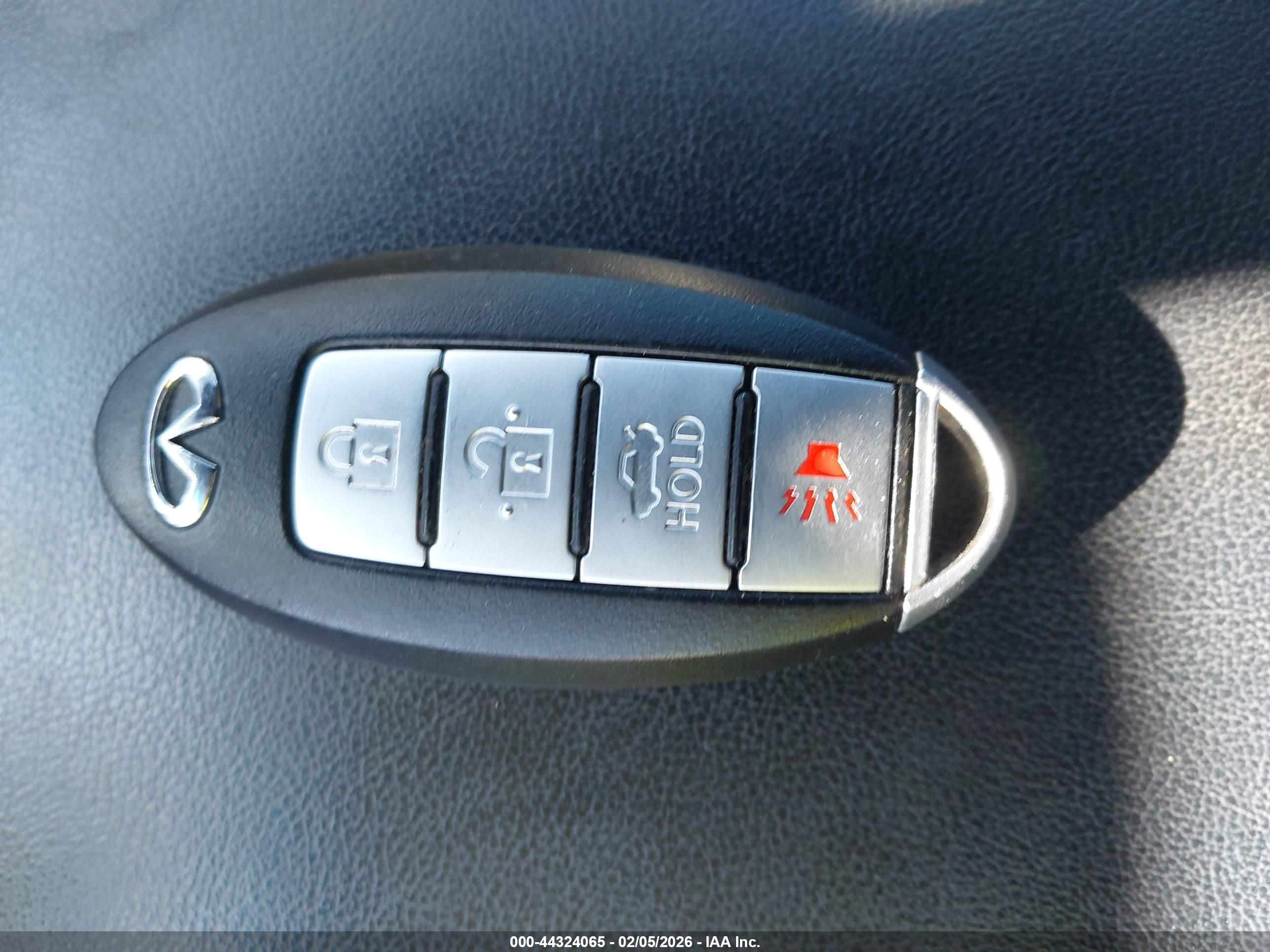 INFINITI G37X image 11