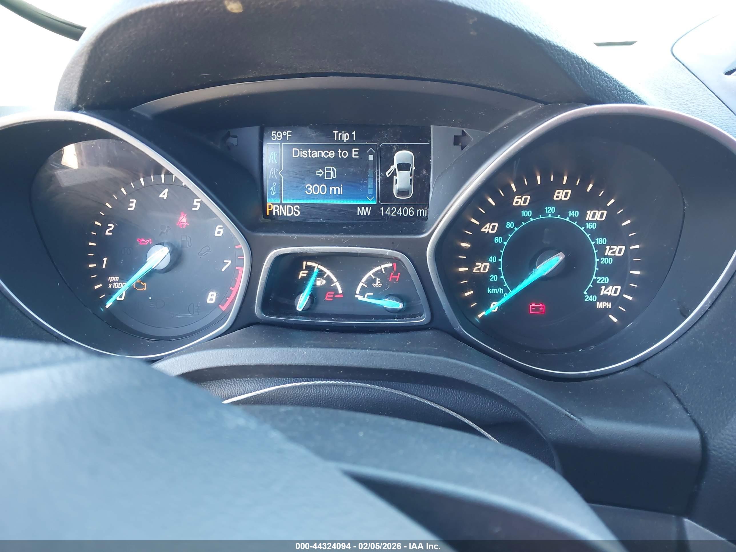 FORD ESCAPE image 7