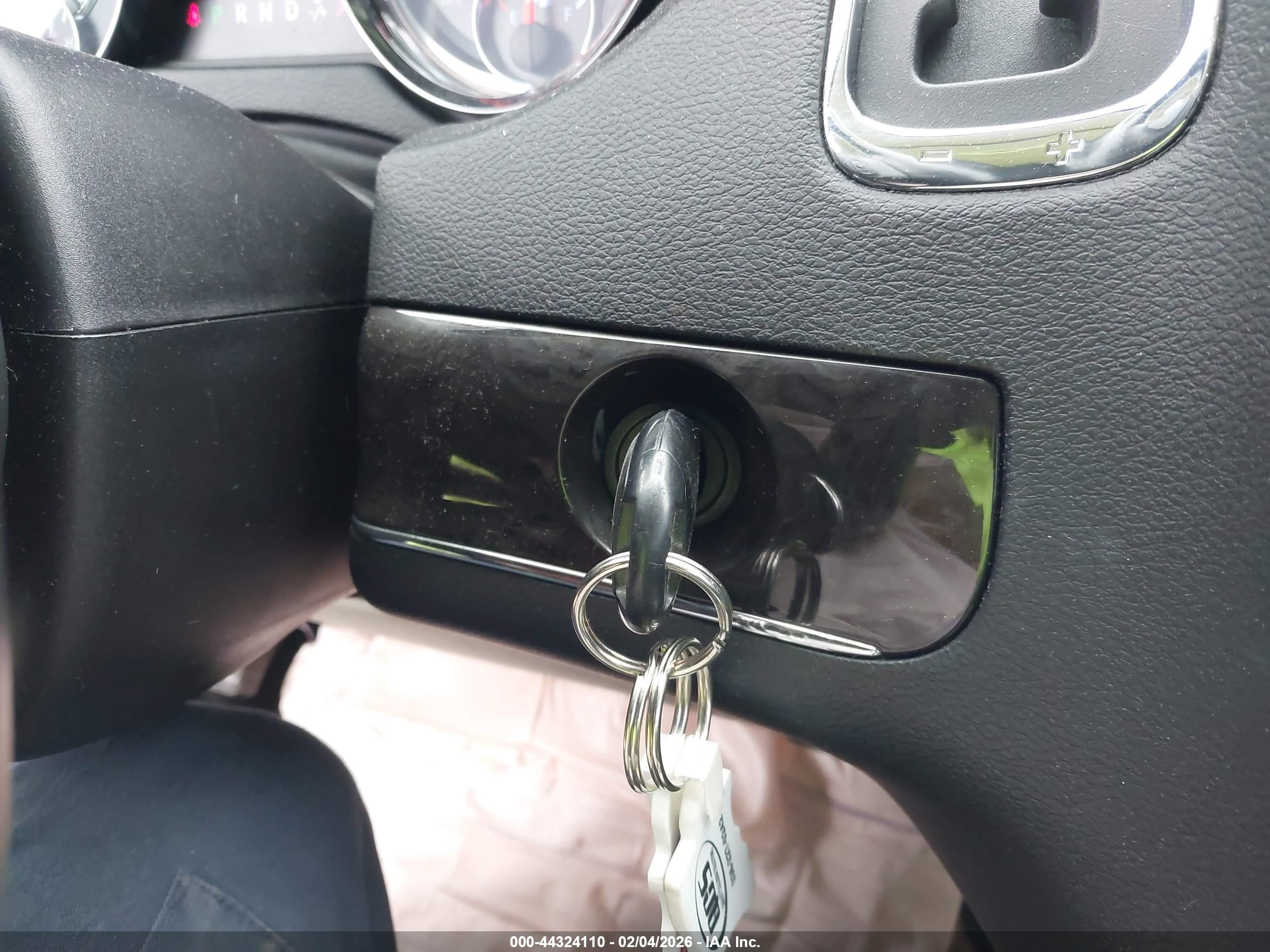 CHRYSLER TOWN image 11