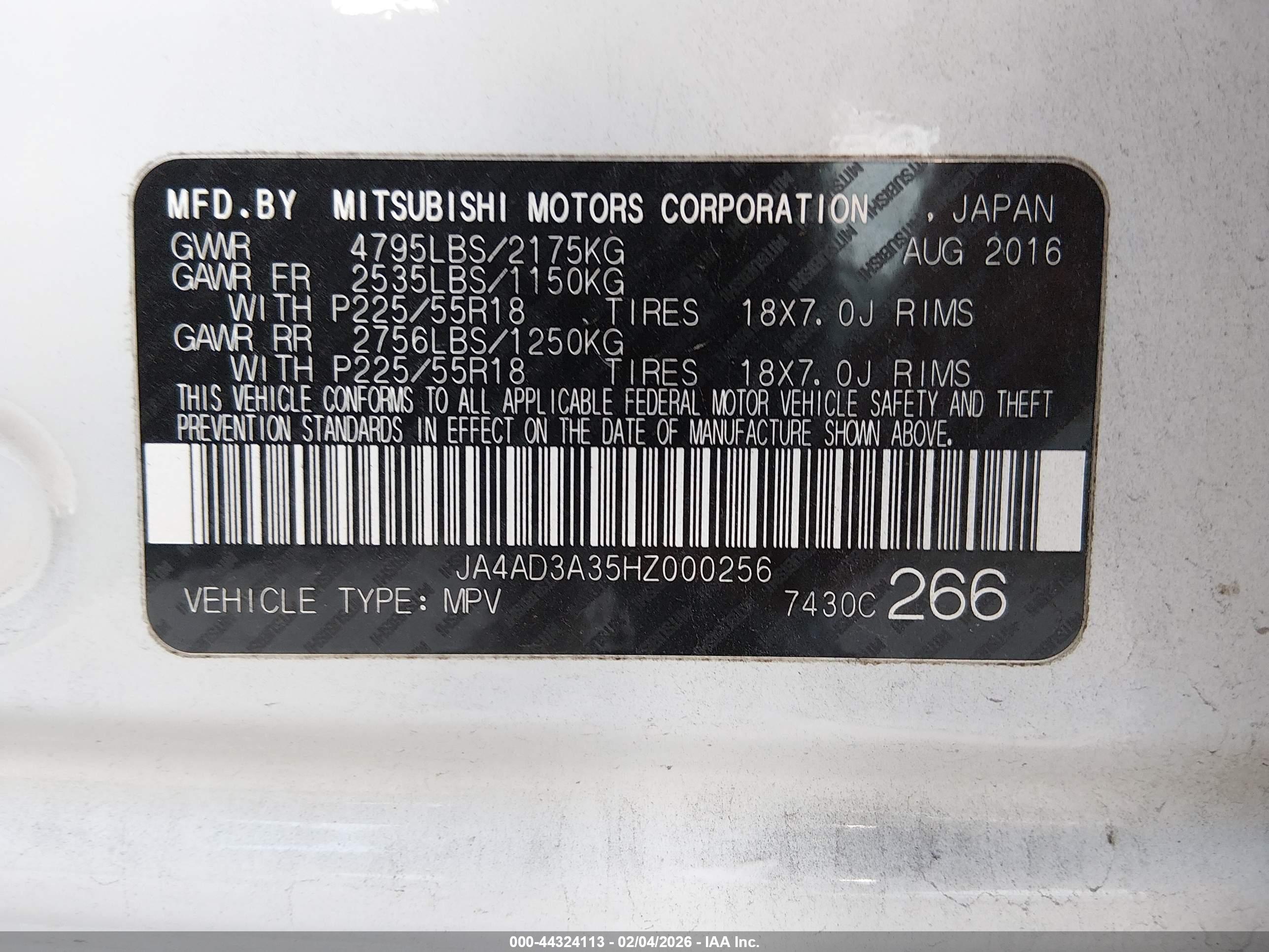 MITSUBISHI OUTLANDER image 9
