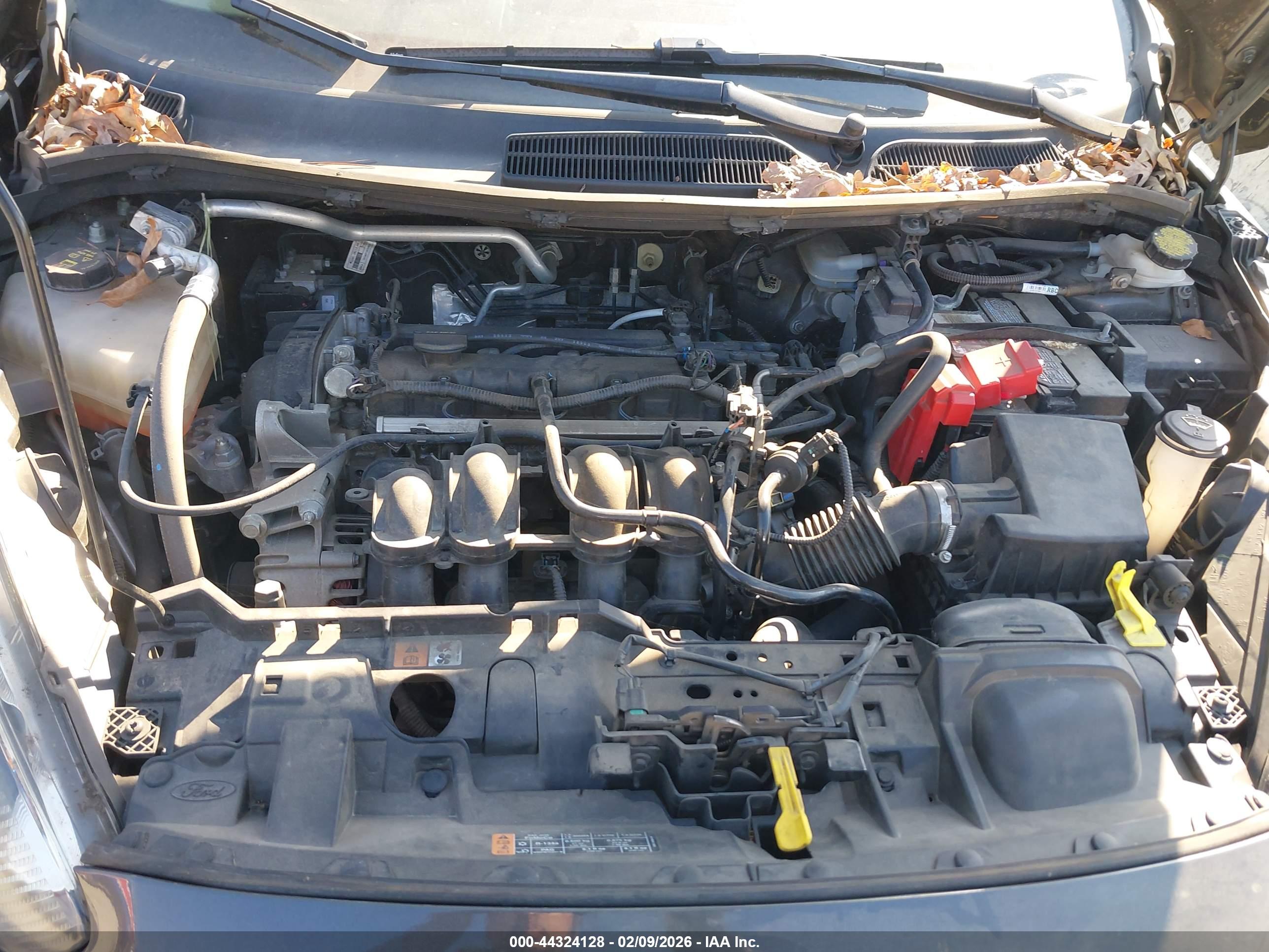 FORD FIESTA image 10