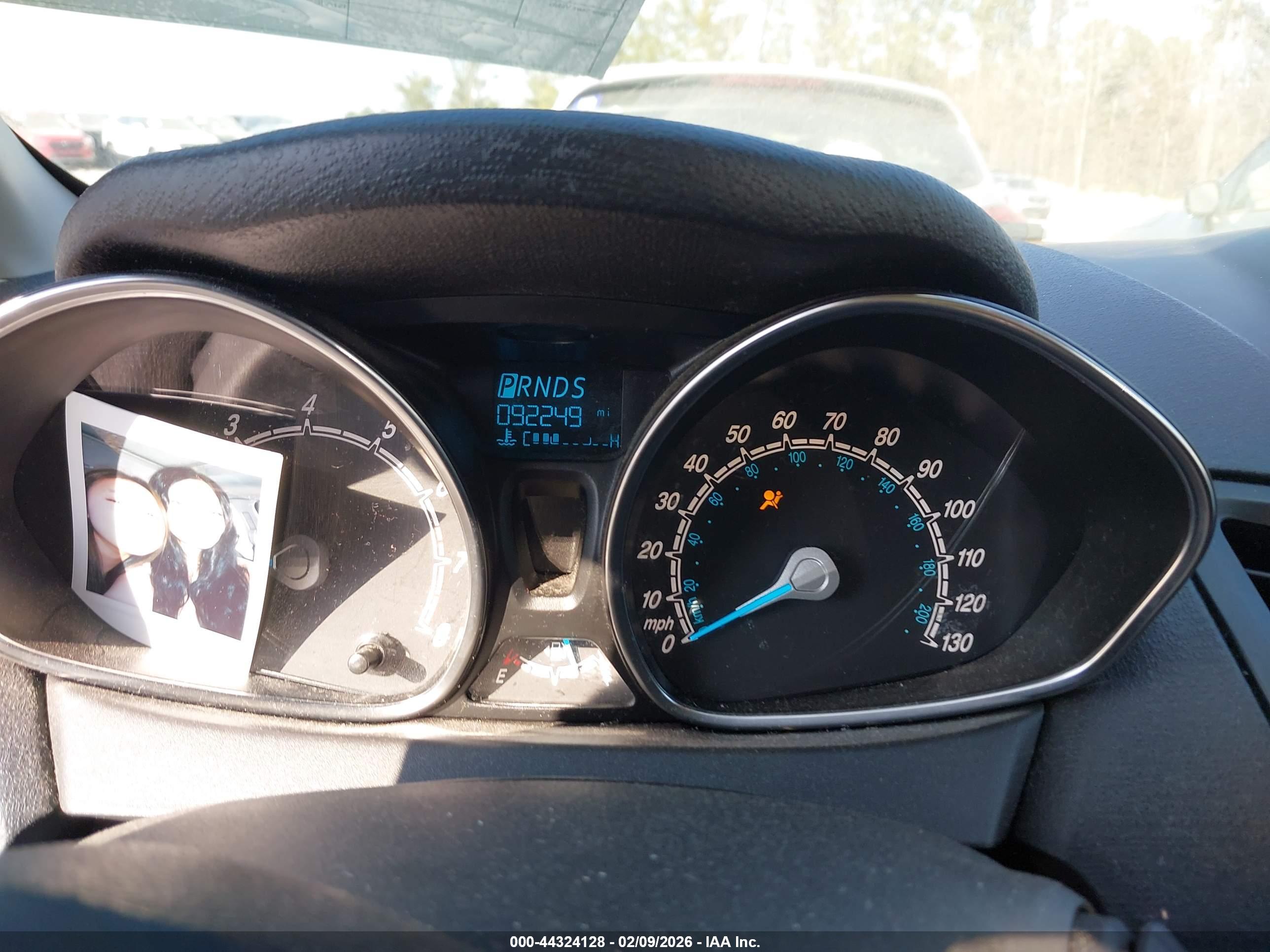 FORD FIESTA image 7