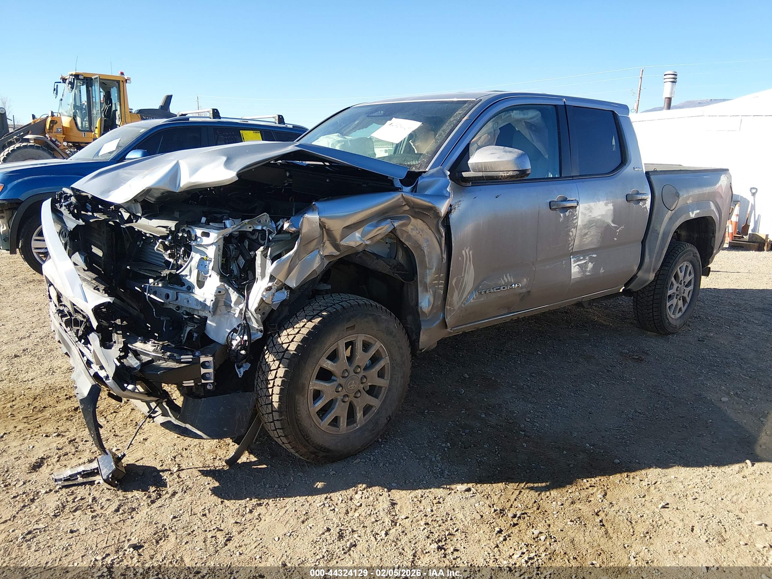 TOYOTA TACOMA image 2