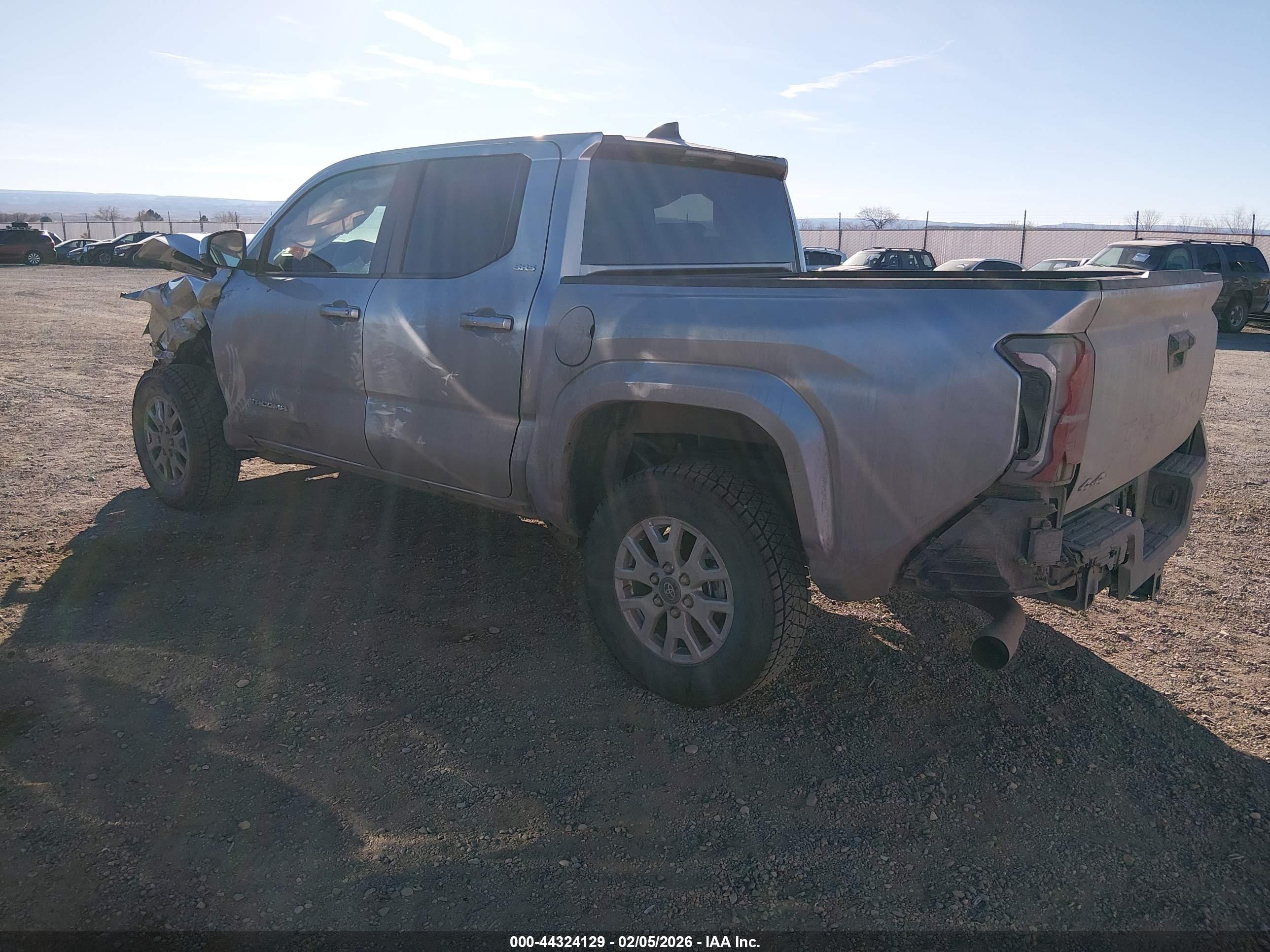 TOYOTA TACOMA image 3