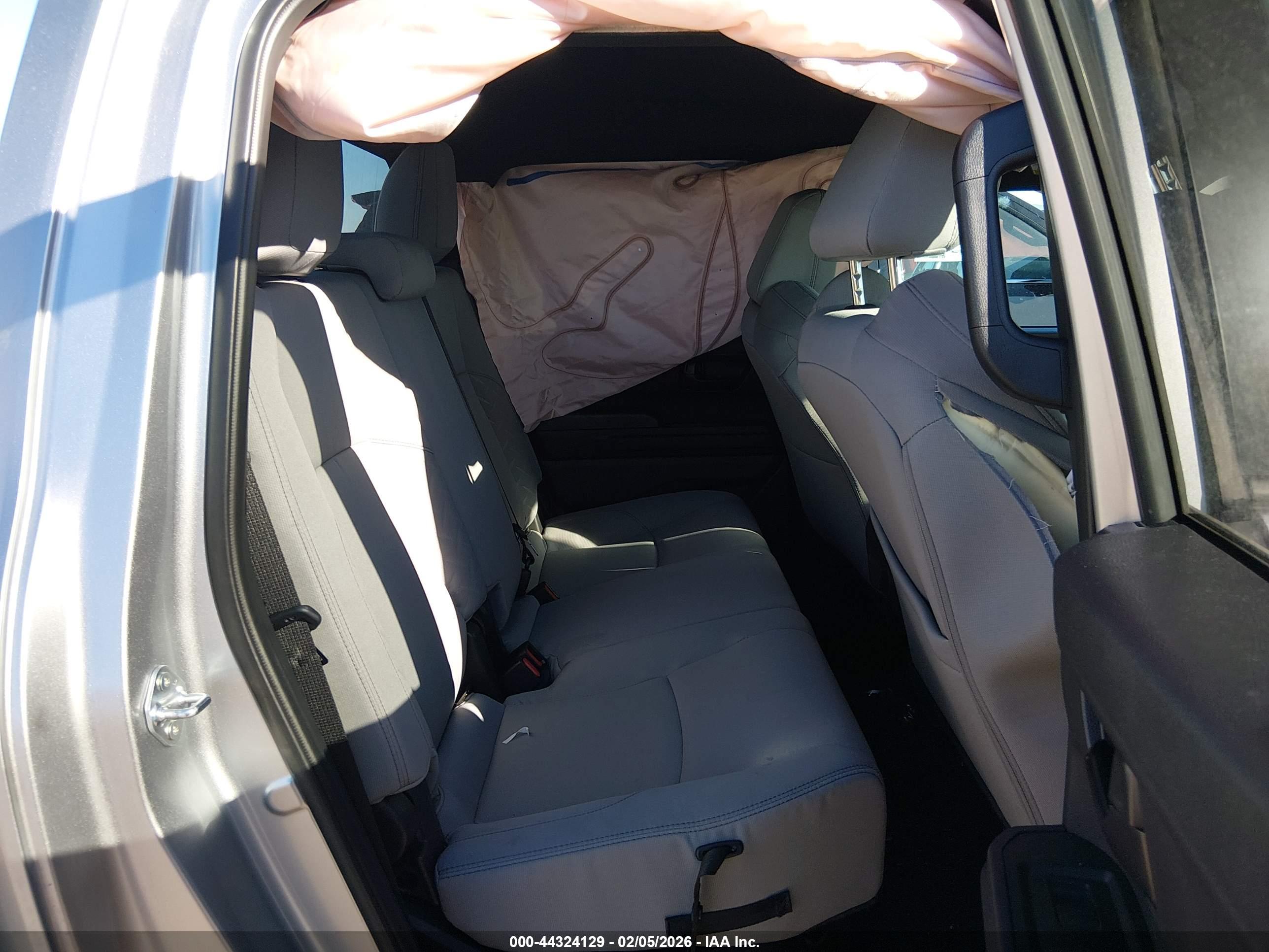 TOYOTA TACOMA image 8