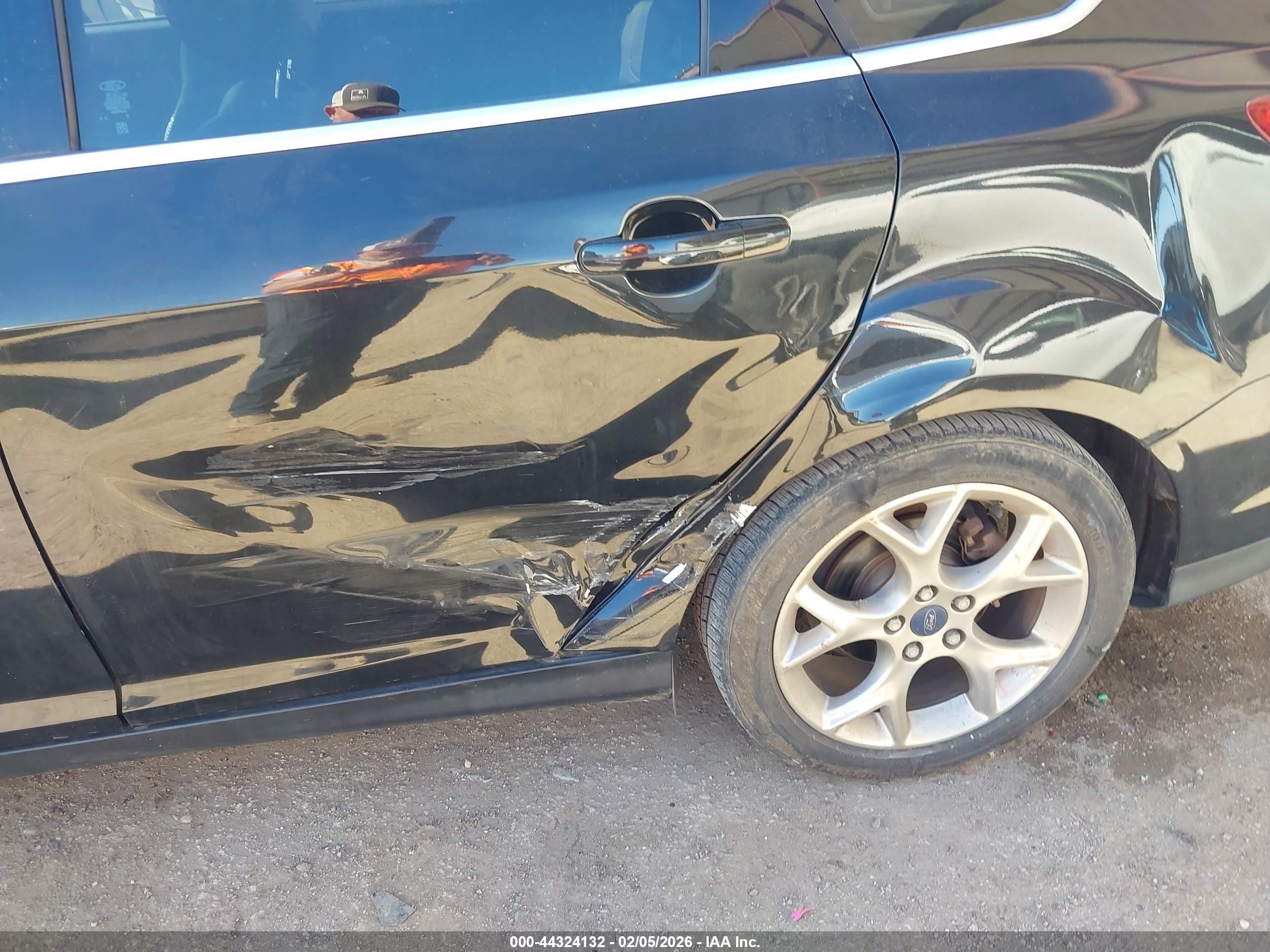 FORD FOCUS image 6