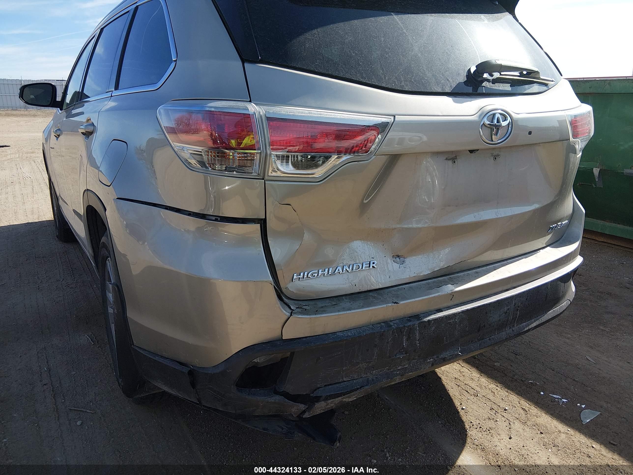 TOYOTA HIGHLANDER image 6
