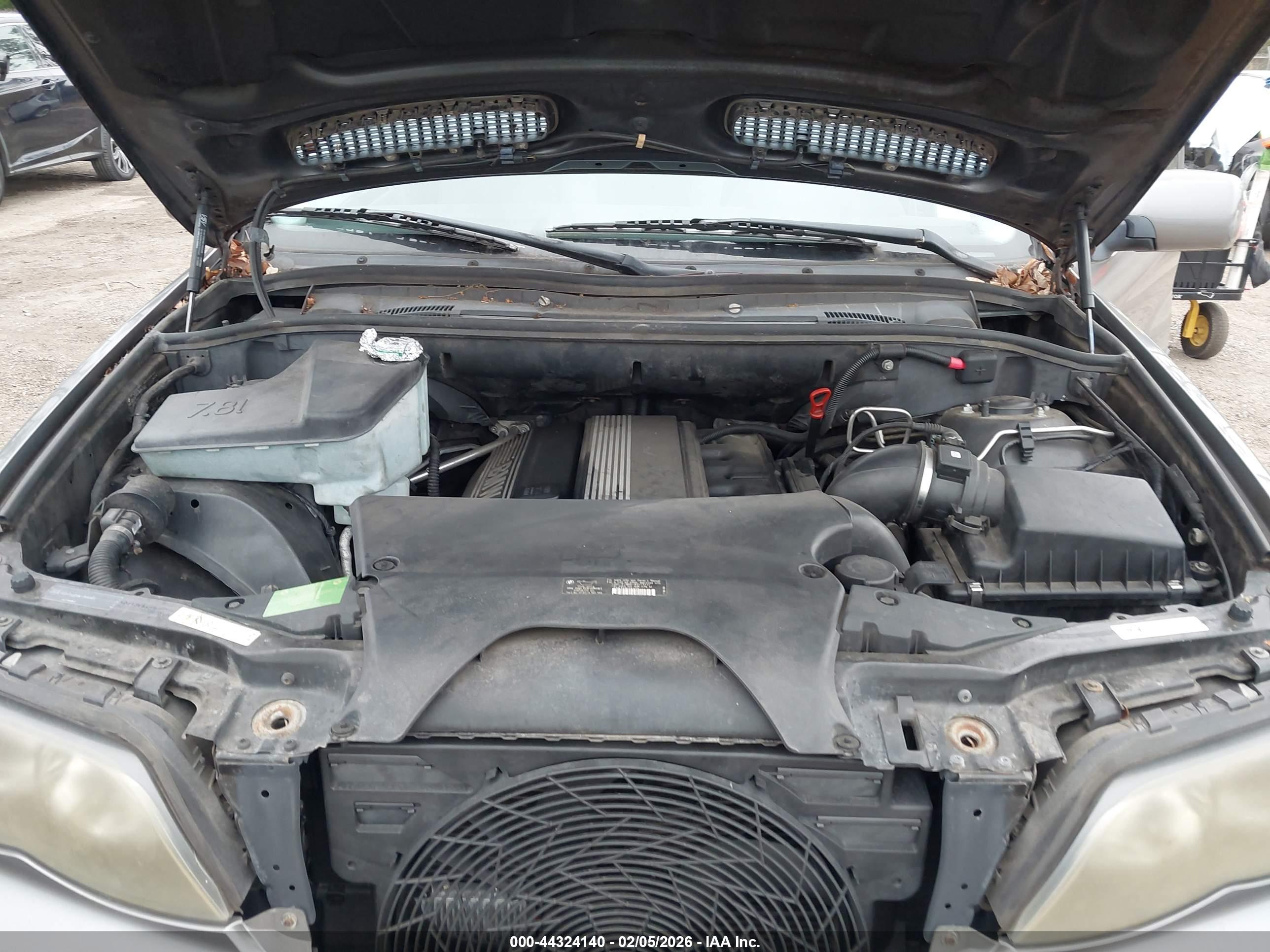 BMW X5 image 10