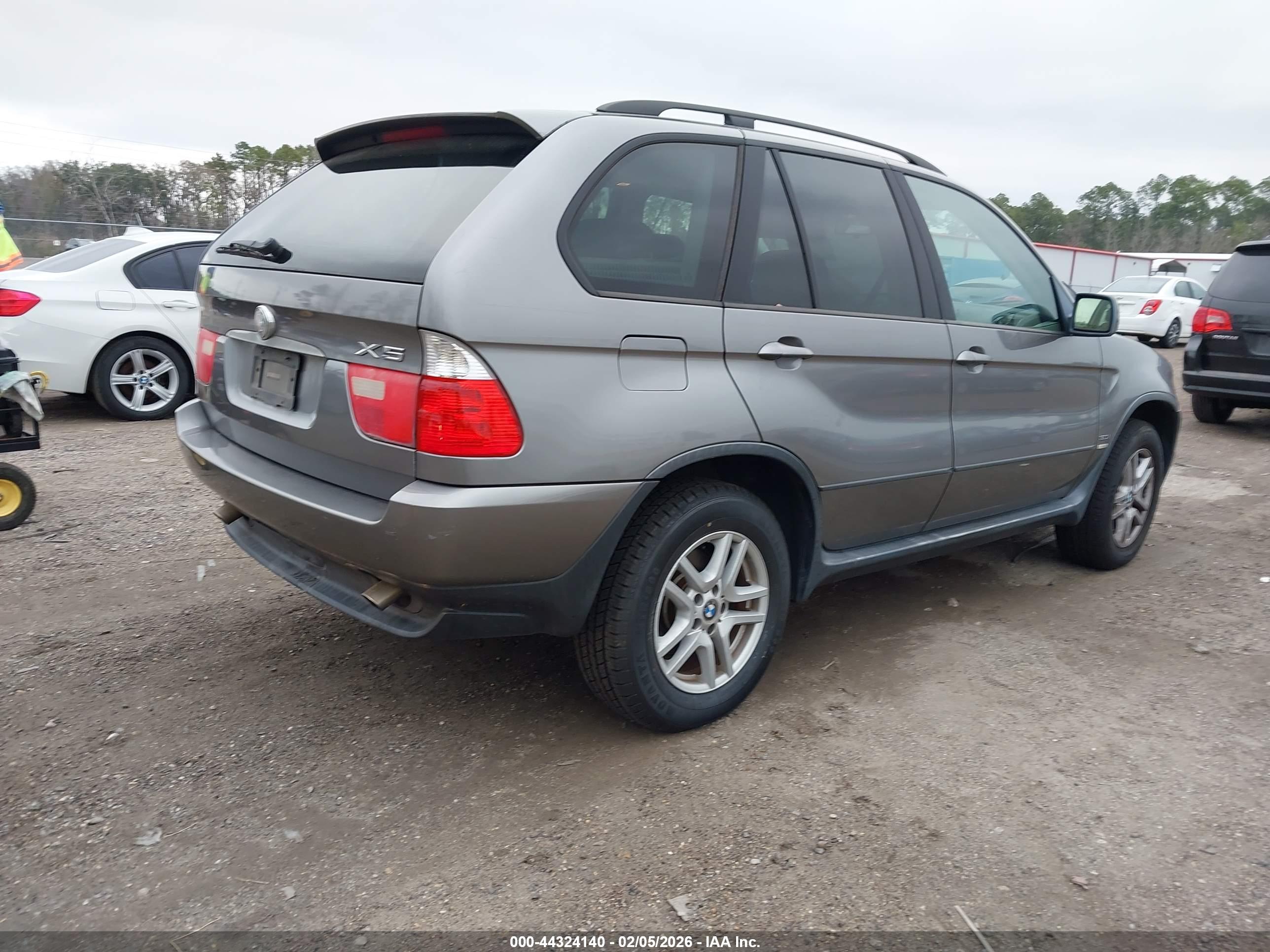 BMW X5 image 4