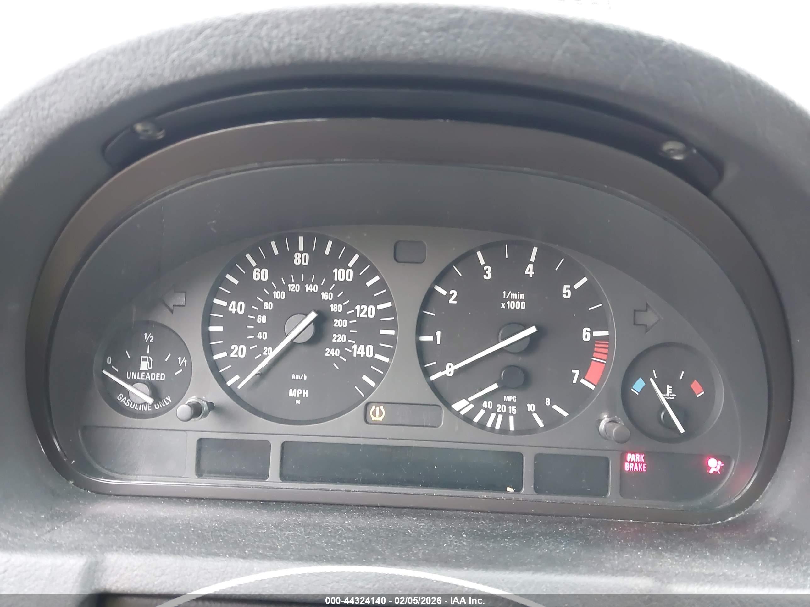 BMW X5 image 7
