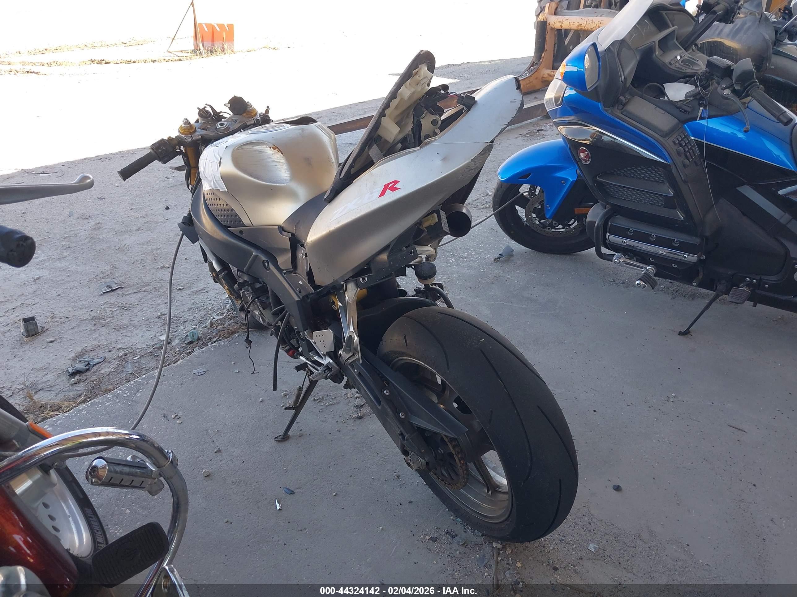 KAWASAKI ZX636 image 3