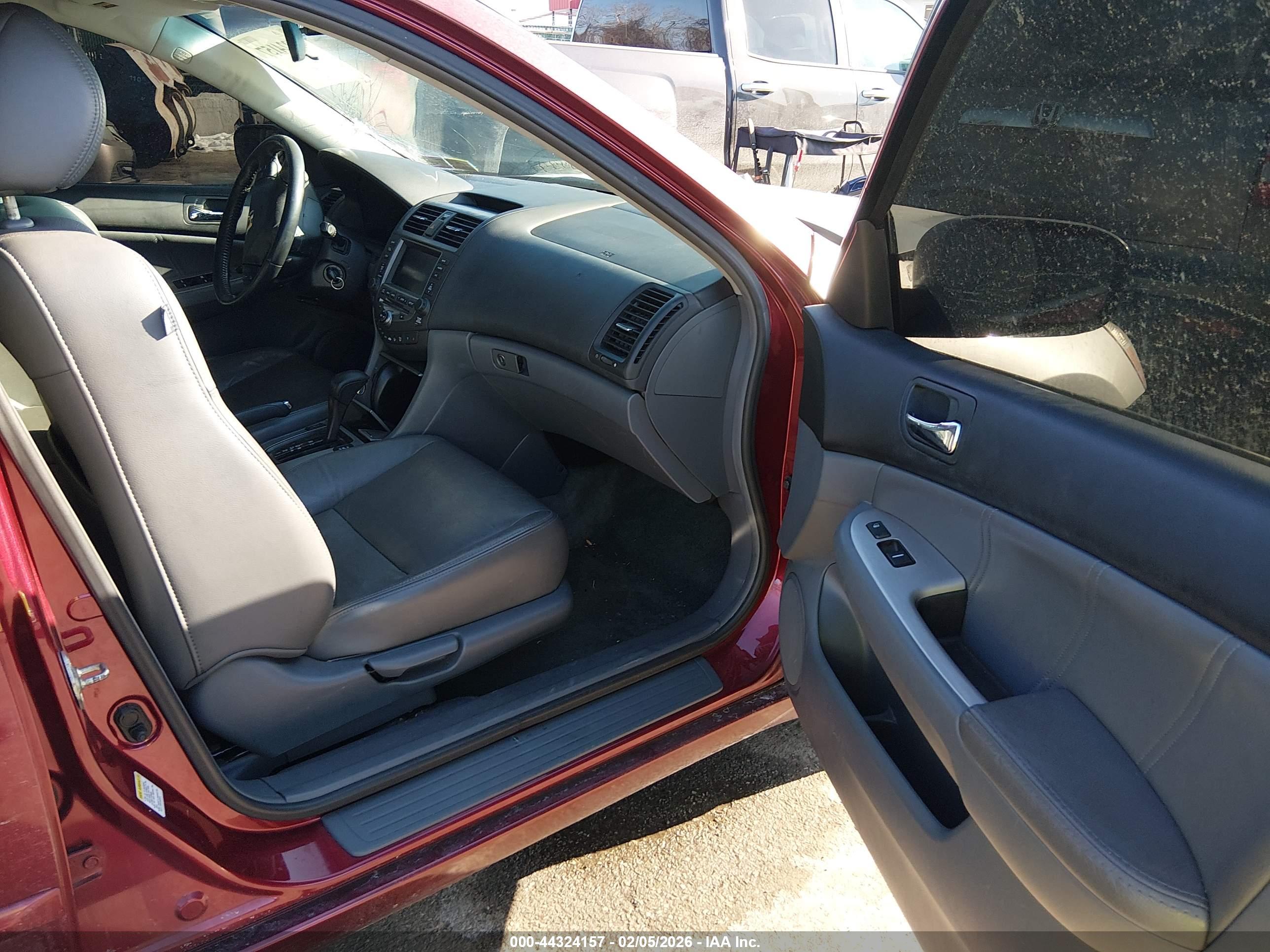 HONDA ACCORD image 5