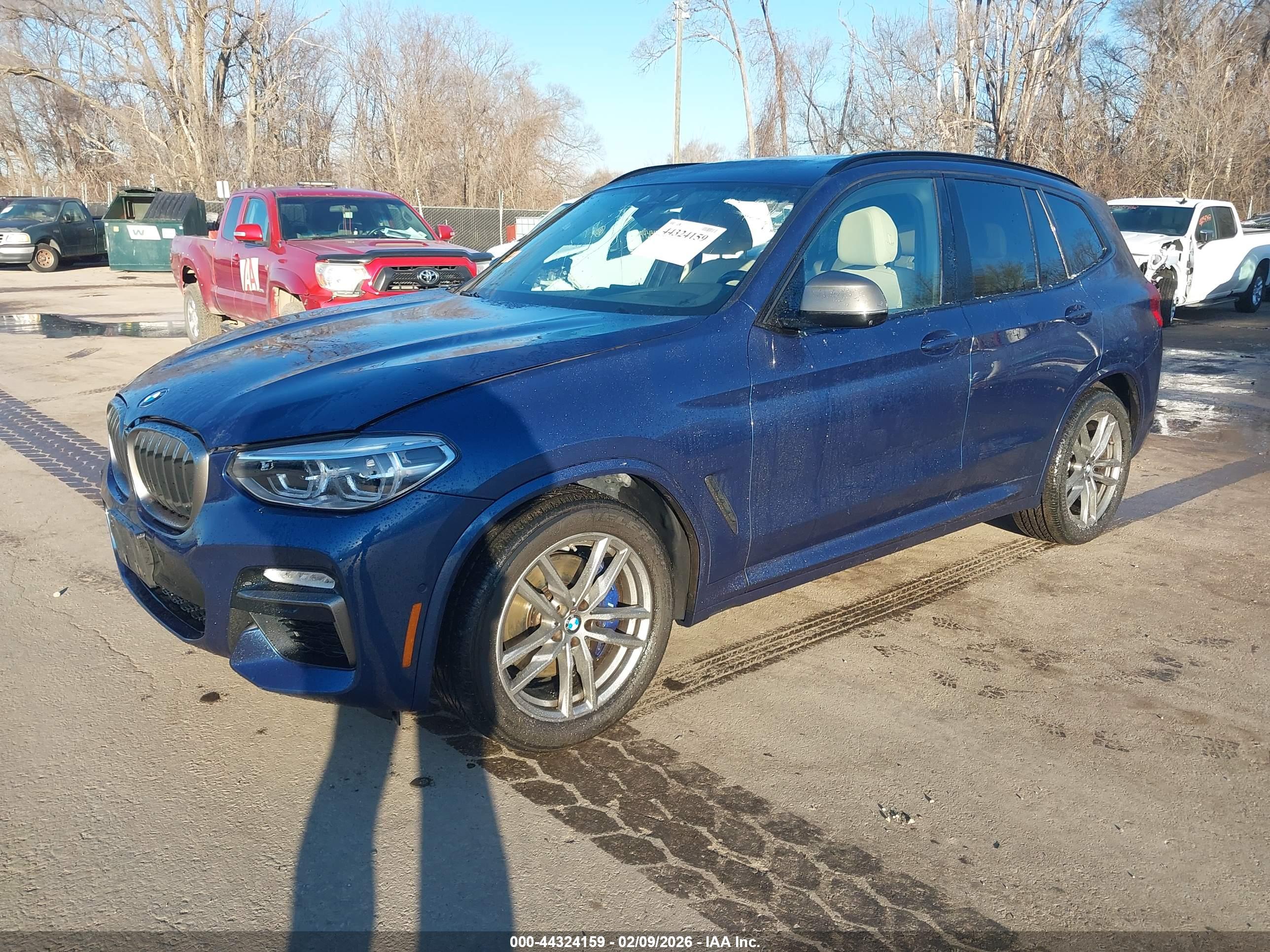 BMW X3 image 2
