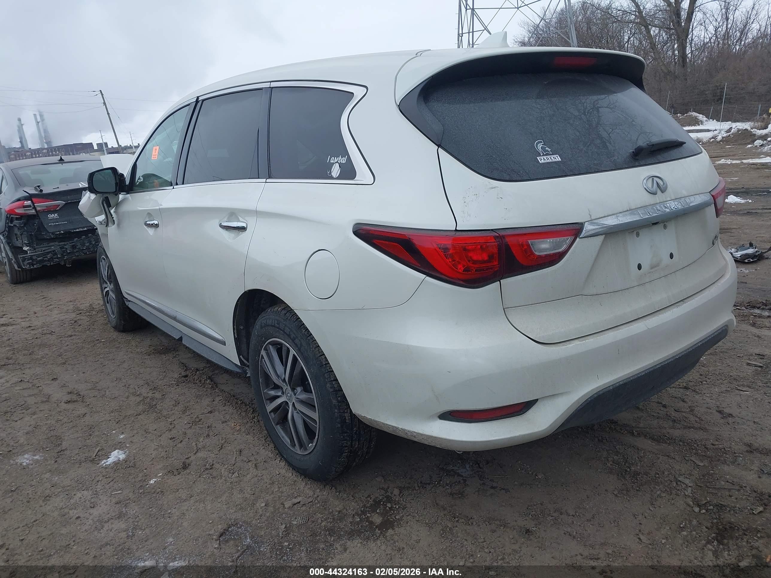 INFINITI QX60 image 3