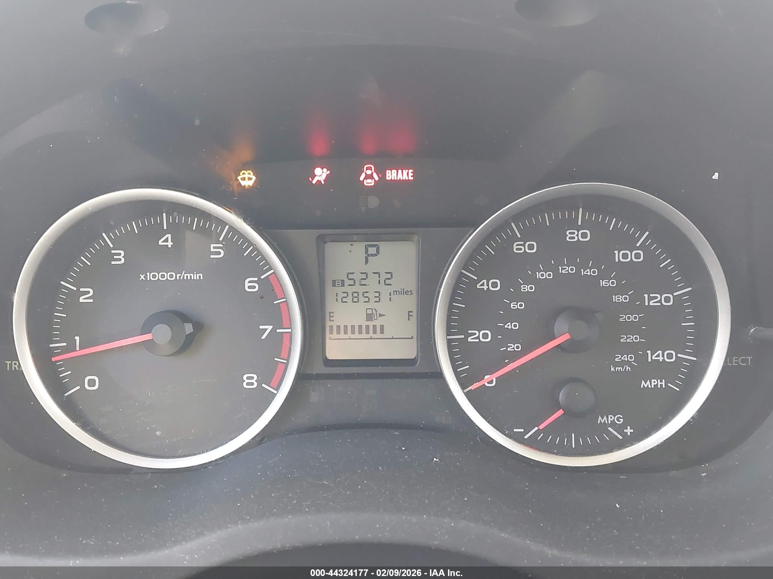 SUBARU FORESTER image 7