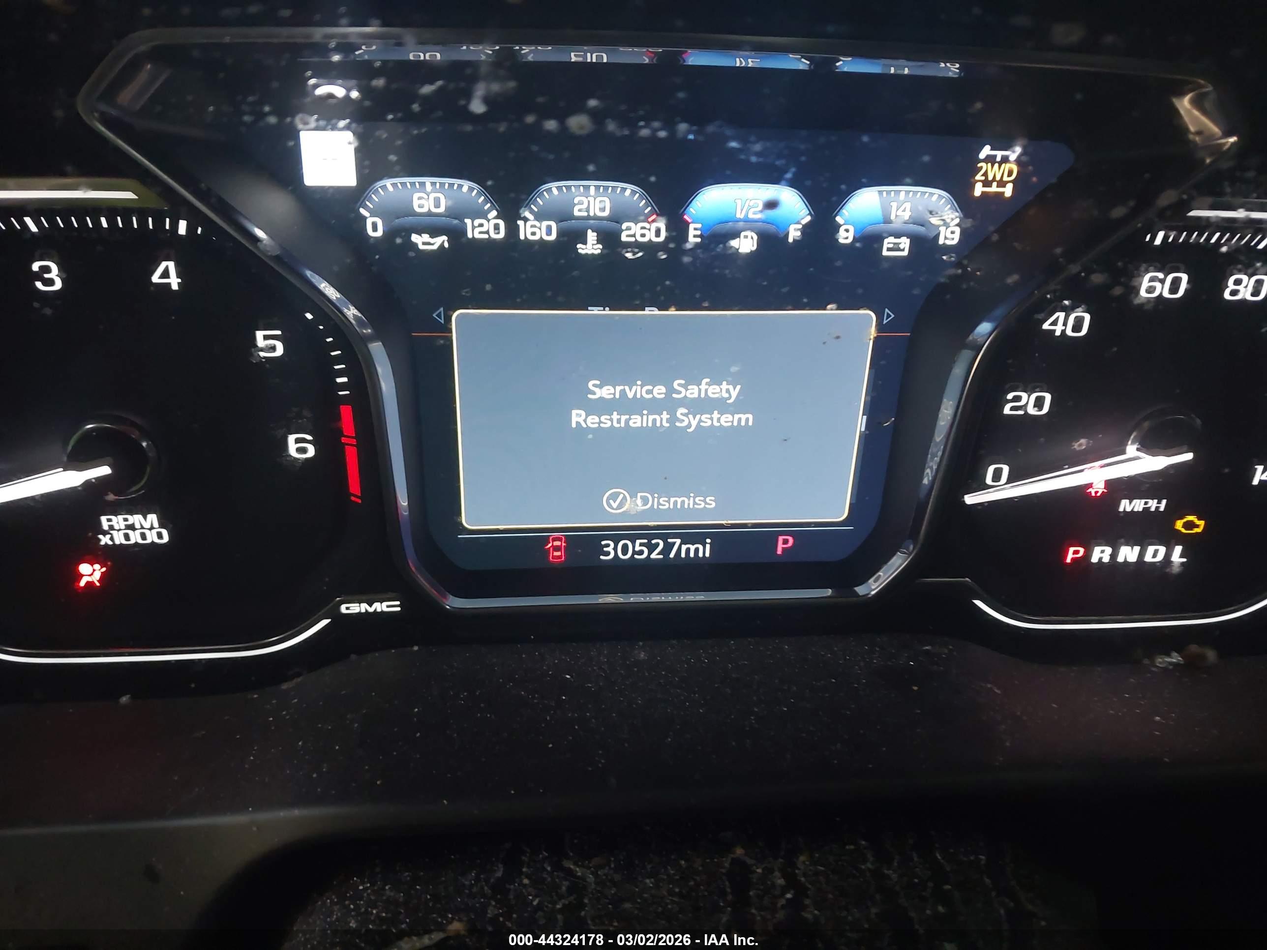 GMC SIERRA image 6