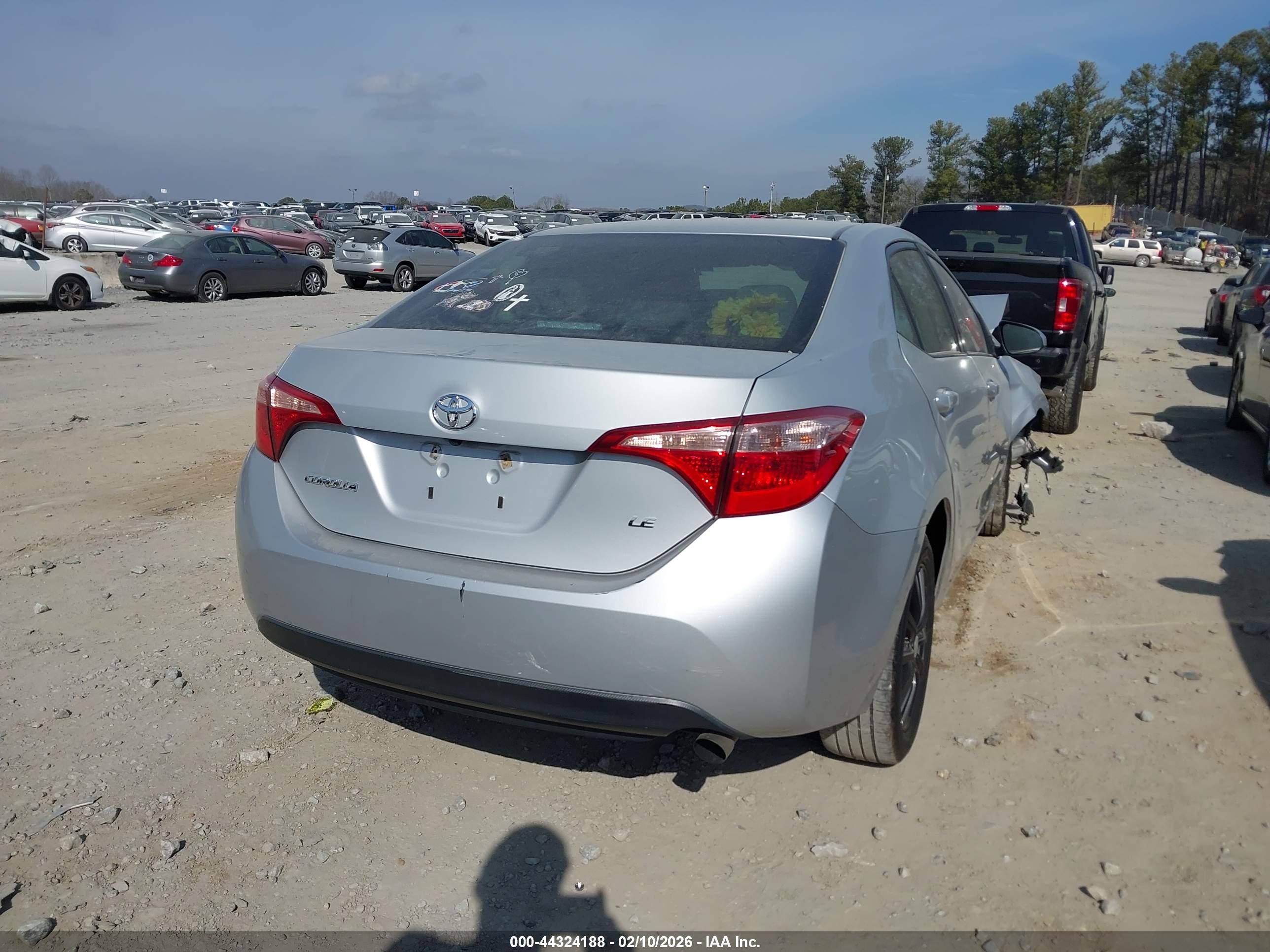 TOYOTA COROLLA image 4