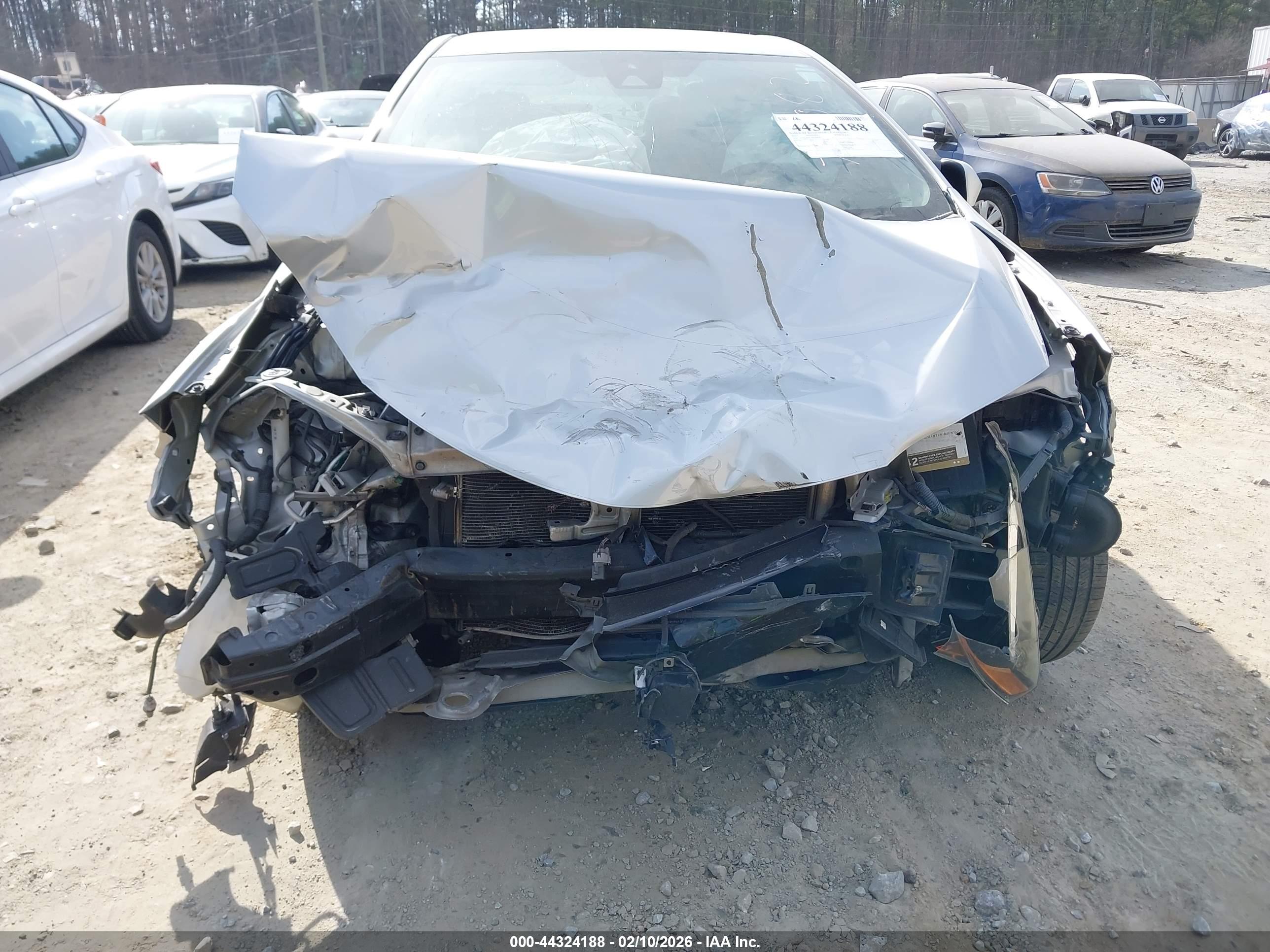 TOYOTA COROLLA image 6