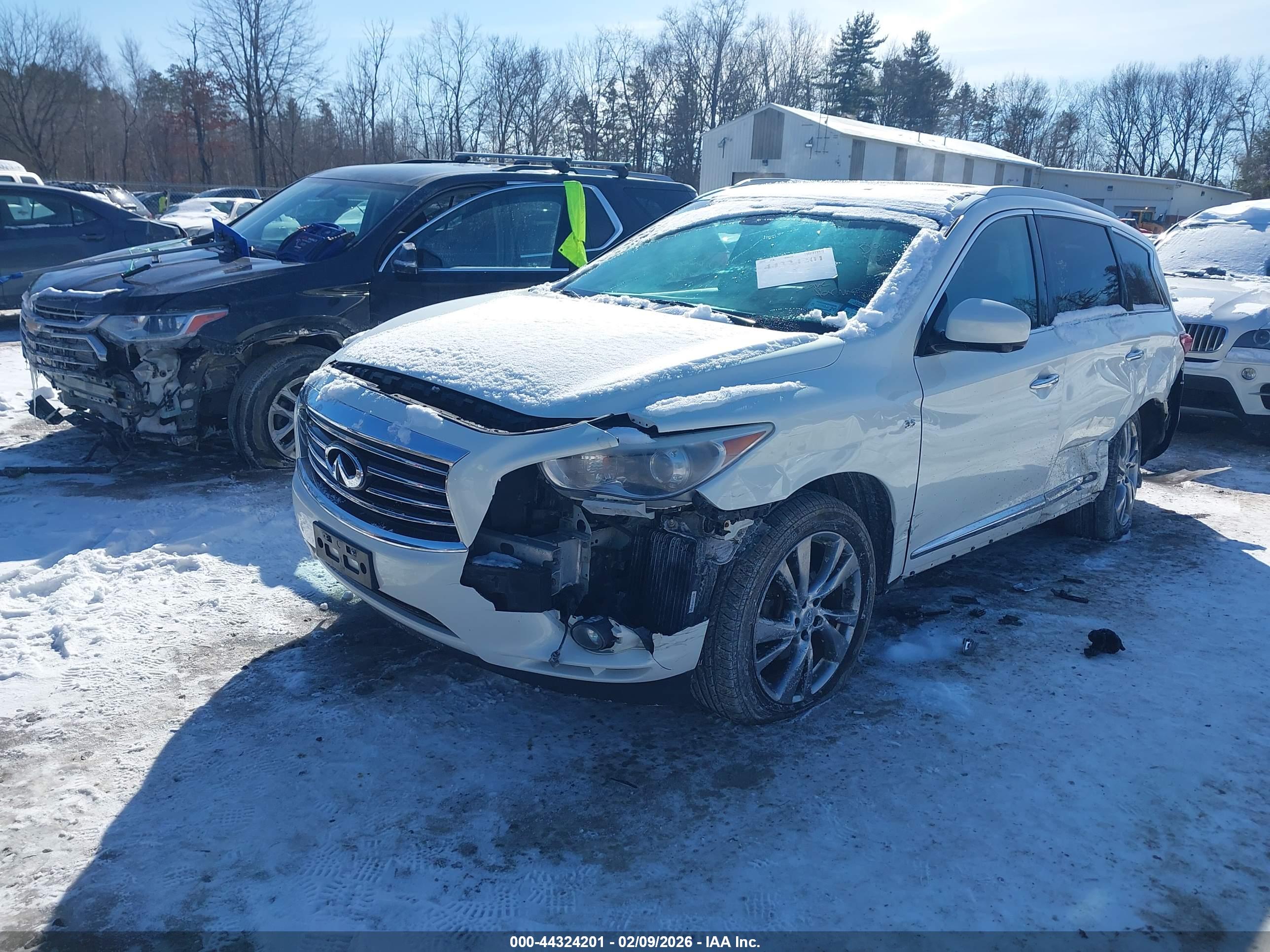 INFINITI QX60 image 2