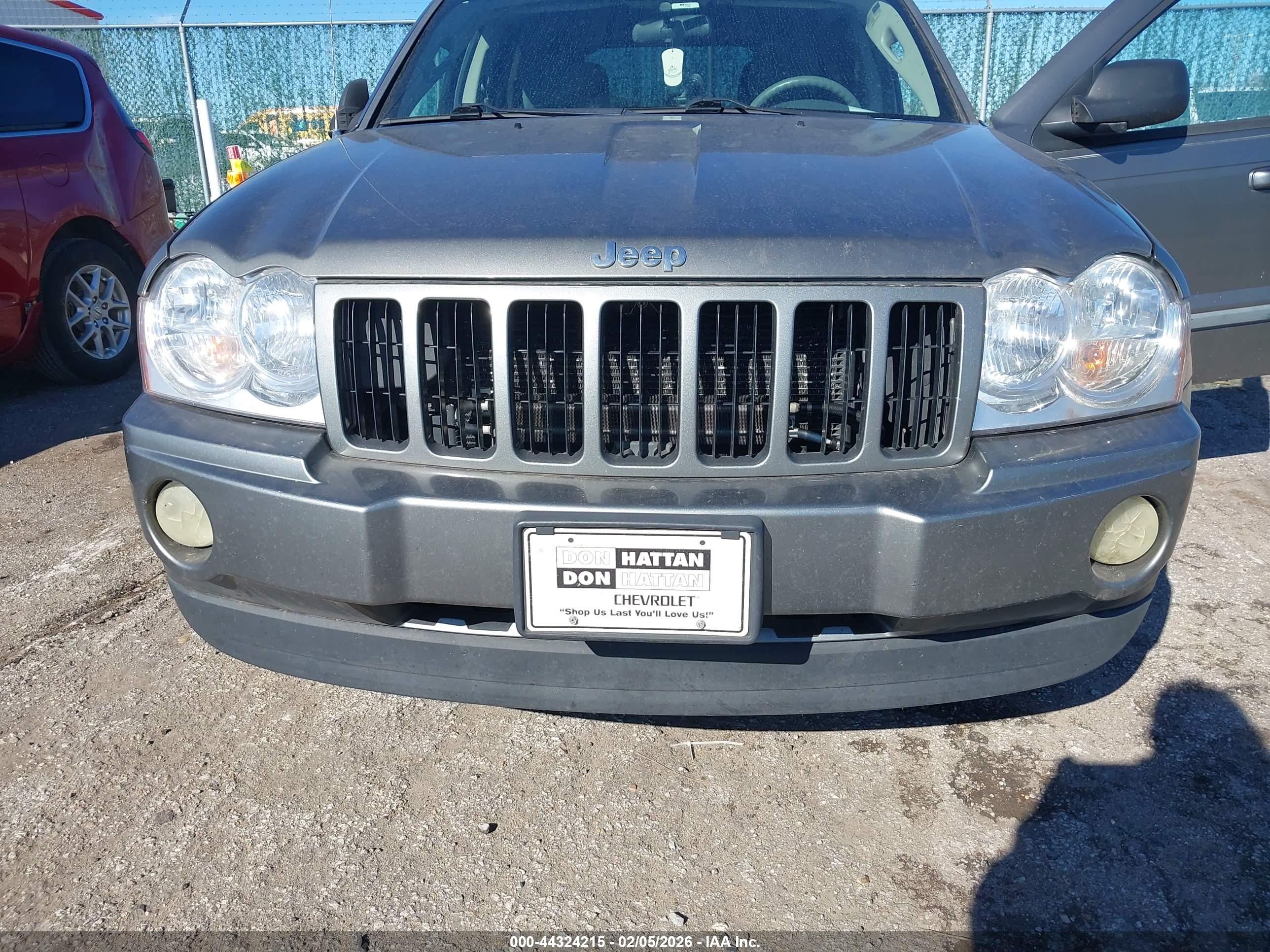 JEEP GRAND image 6