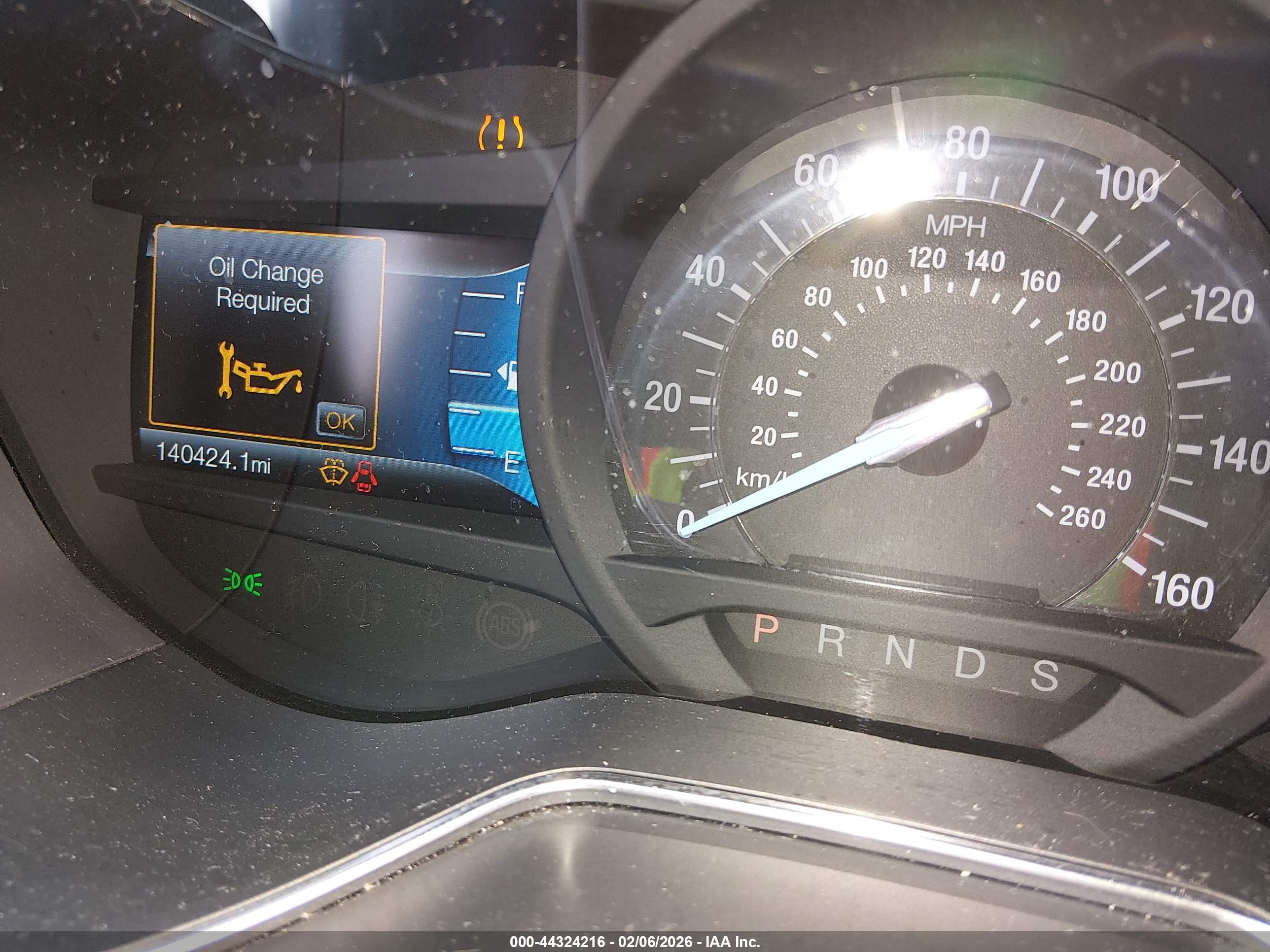 FORD FUSION image 7