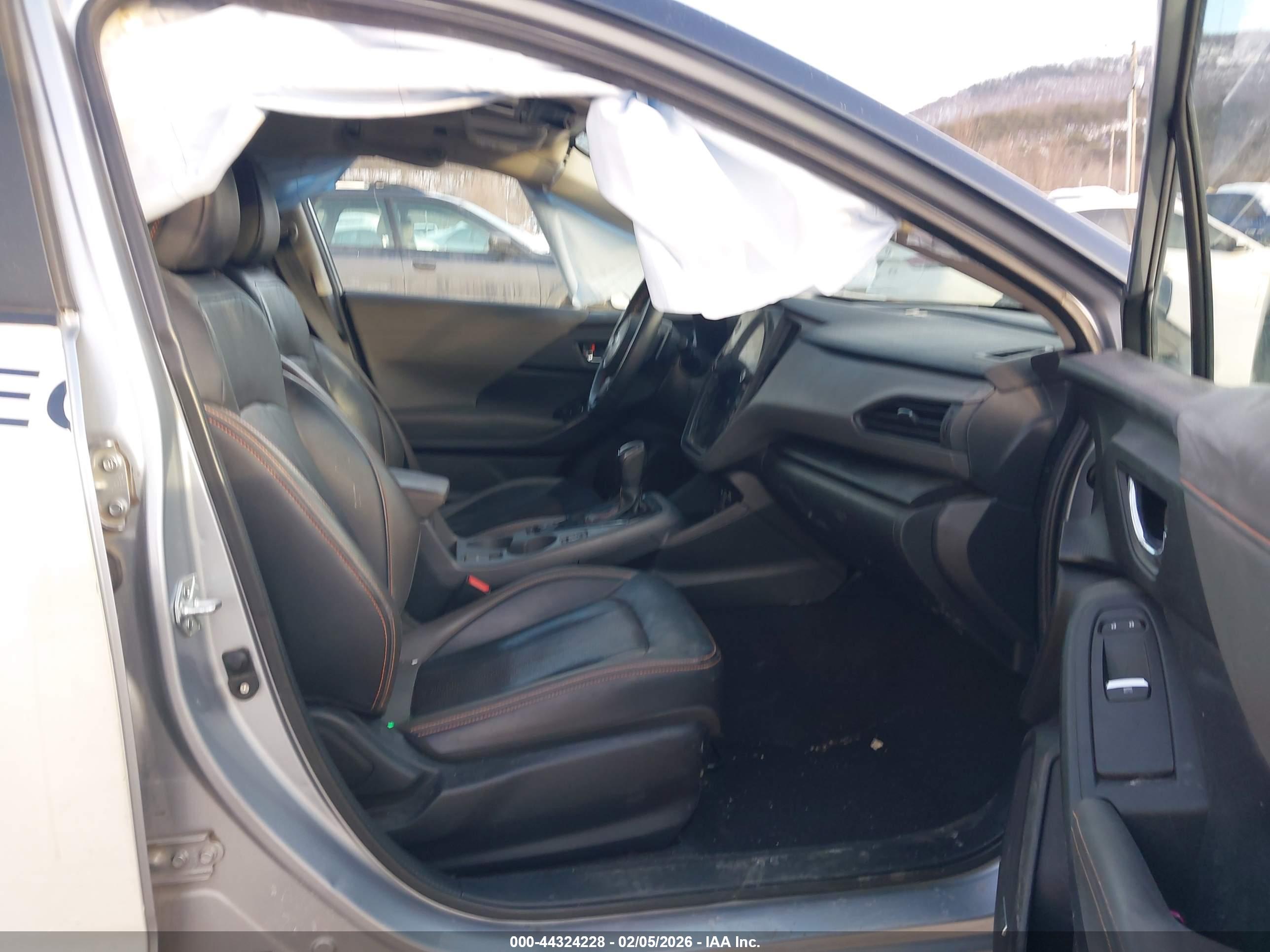 SUBARU CROSSTREK image 5