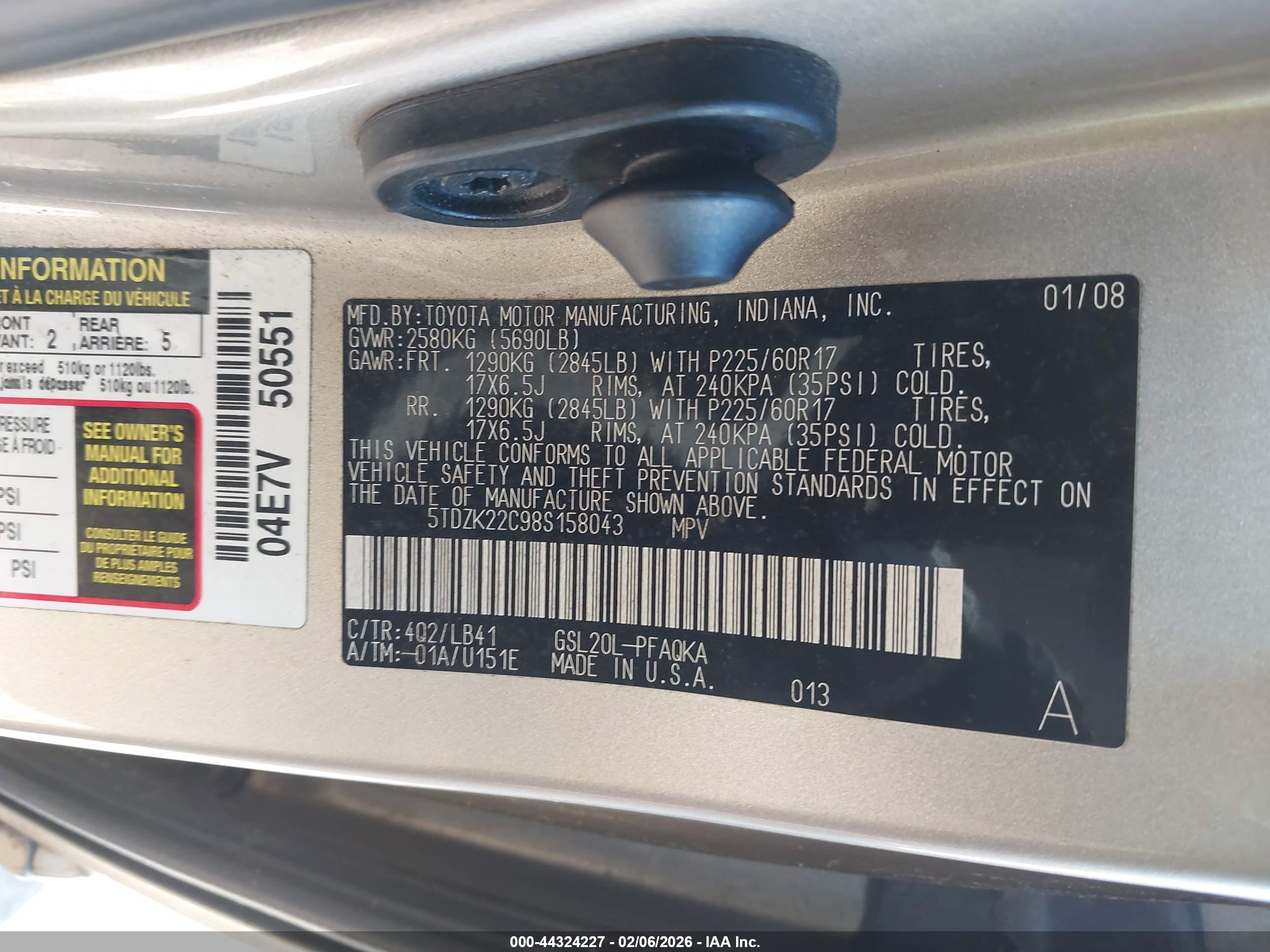 TOYOTA SIENNA image 9