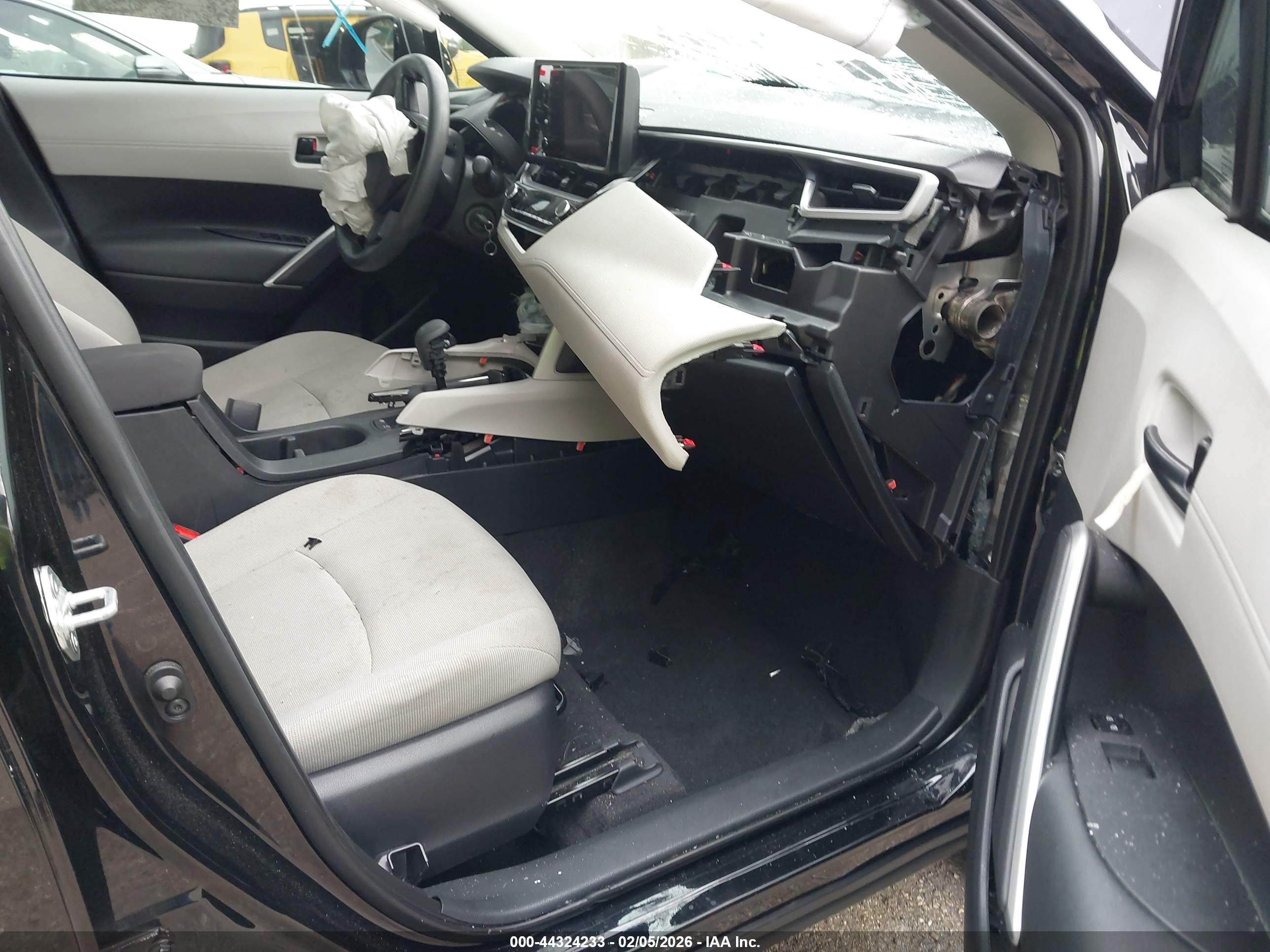 TOYOTA COROLLA image 5