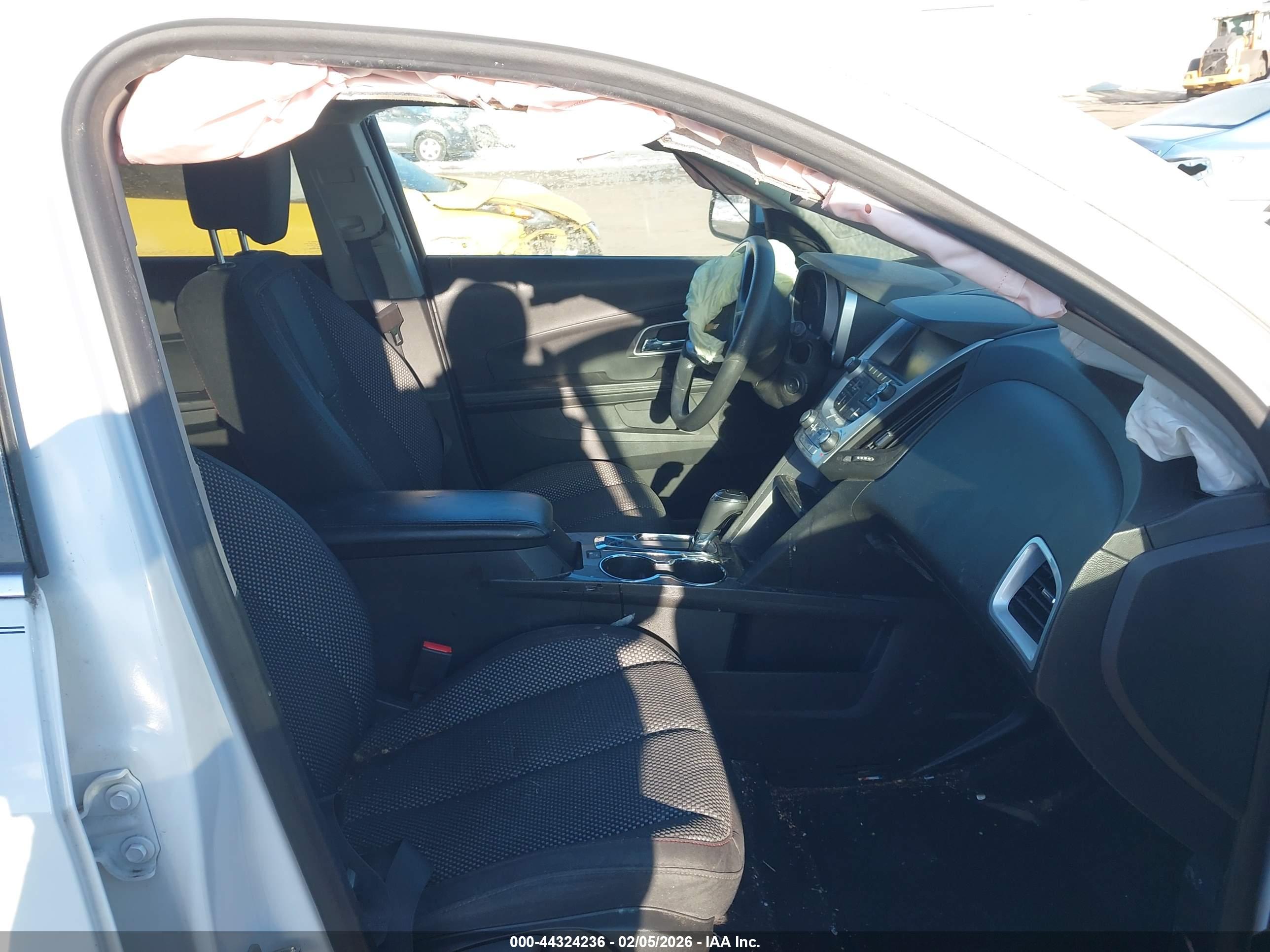 CHEVROLET EQUINOX image 5
