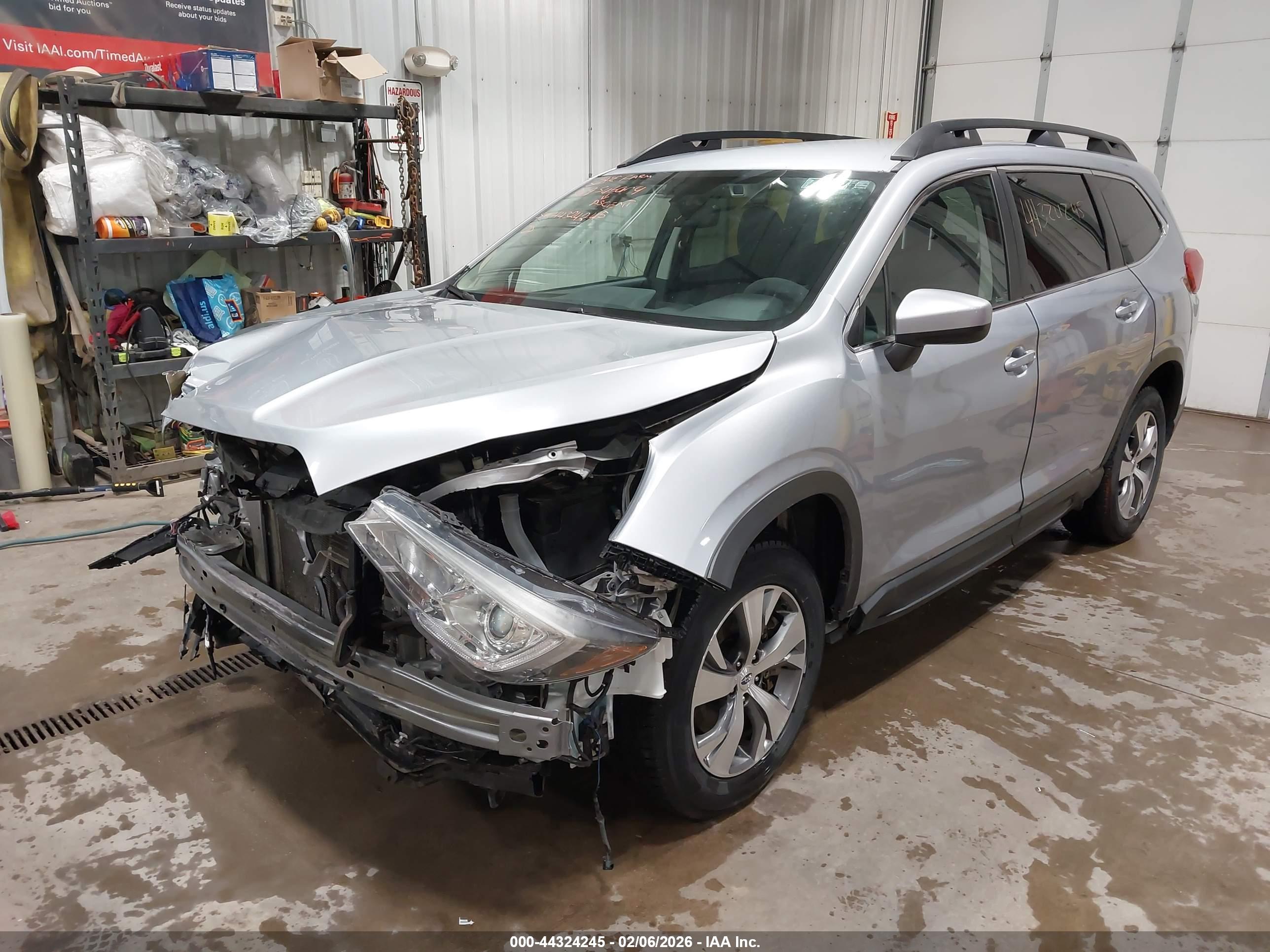 SUBARU ASCENT image 2