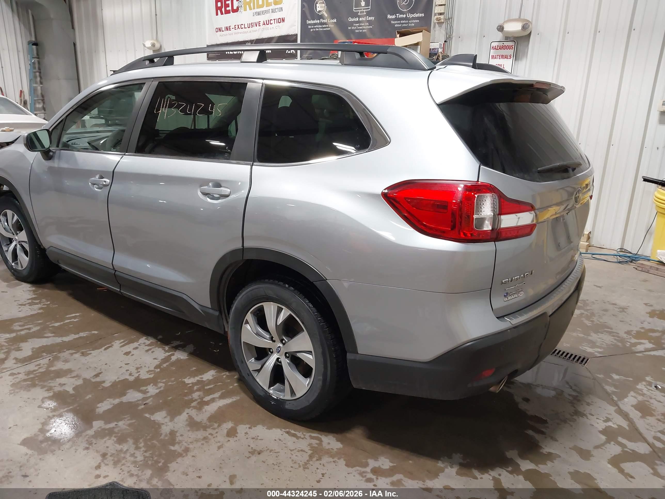 SUBARU ASCENT image 3