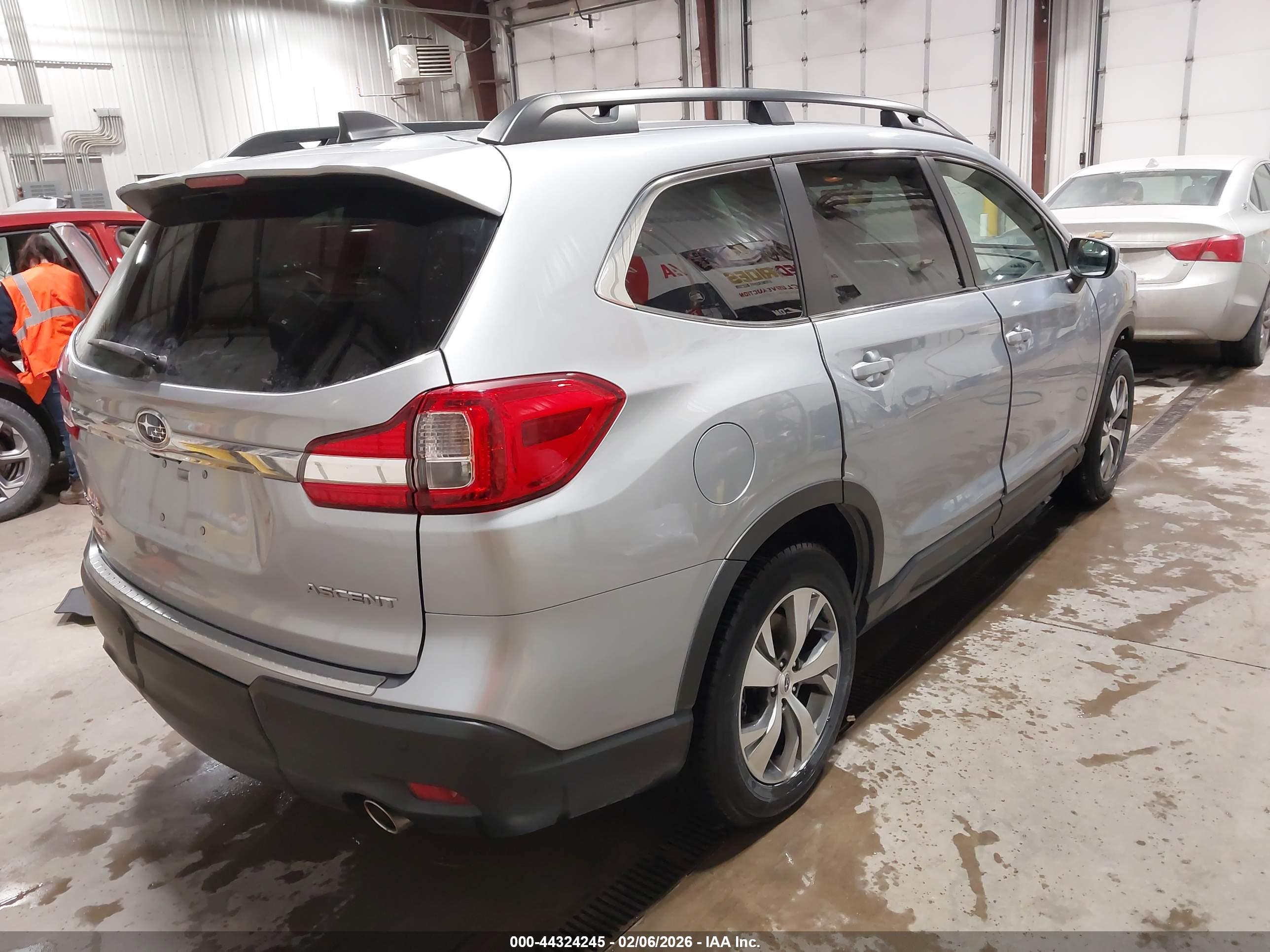 SUBARU ASCENT image 4