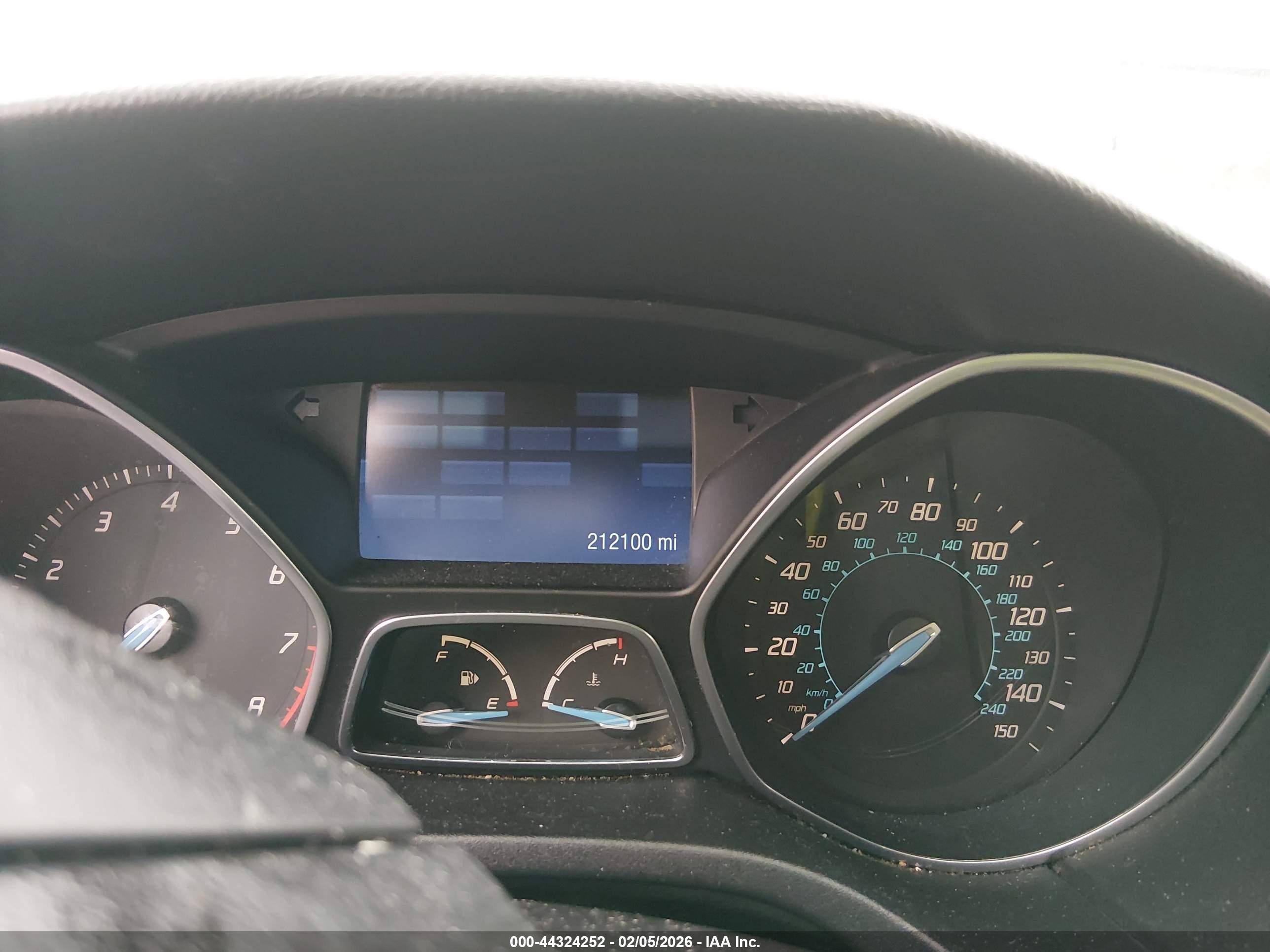 FORD FOCUS image 7