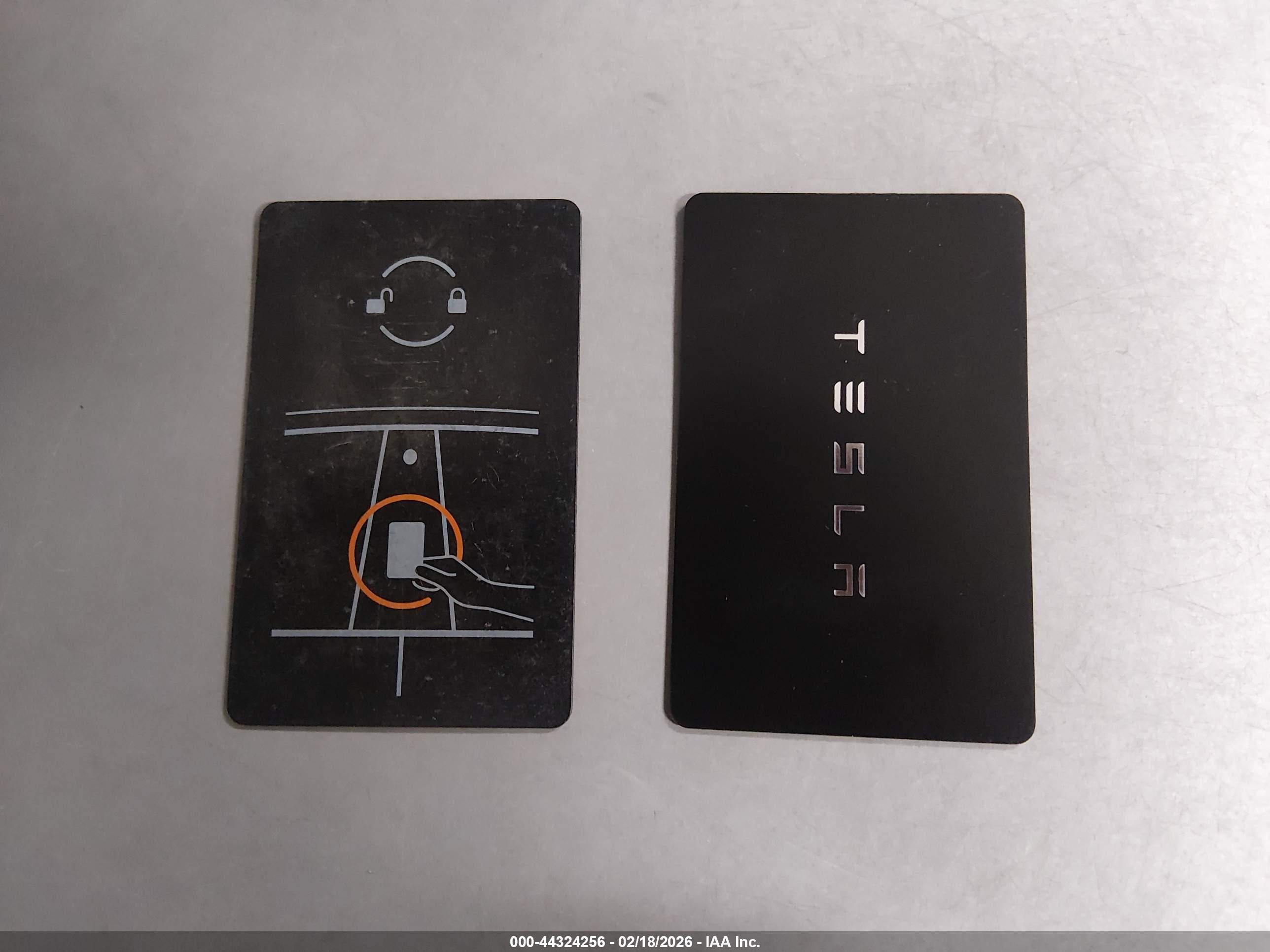 TESLA MODEL image 11