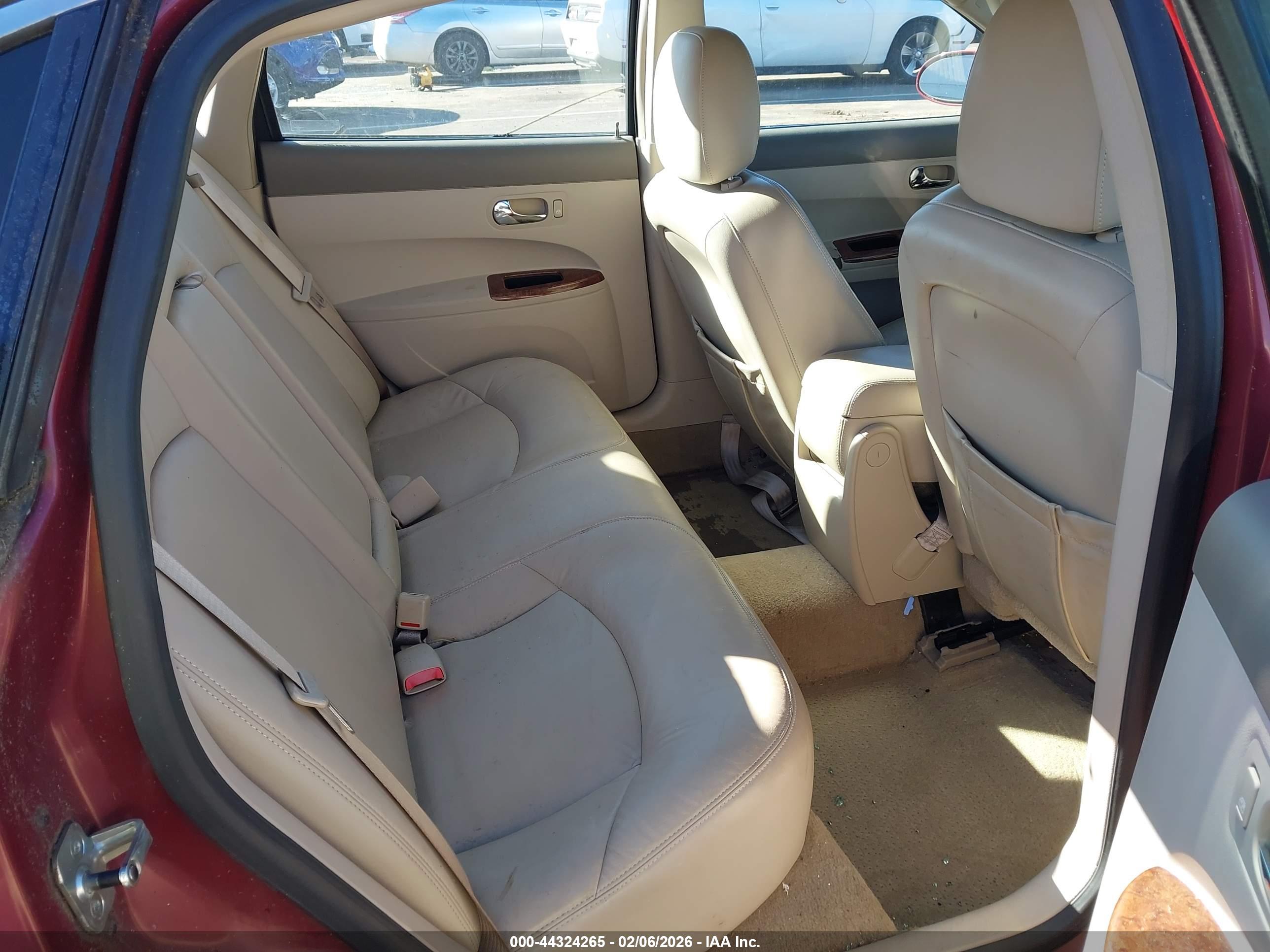 BUICK LACROSSE image 8