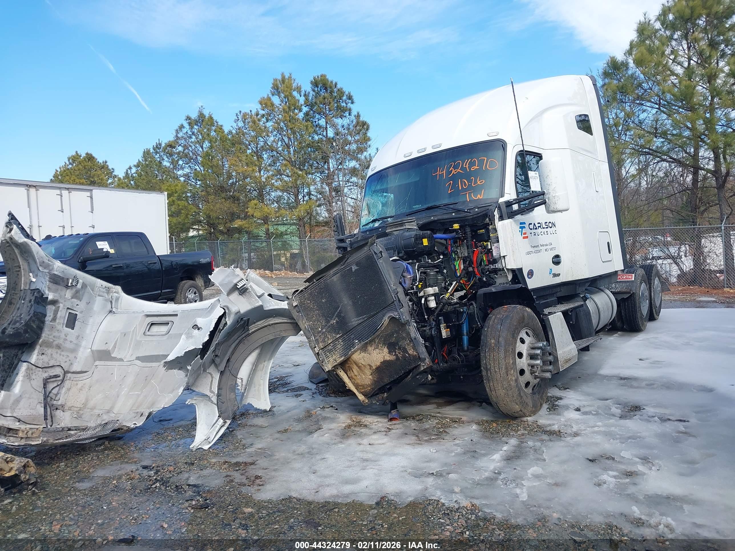 KENWORTH T680 image 2