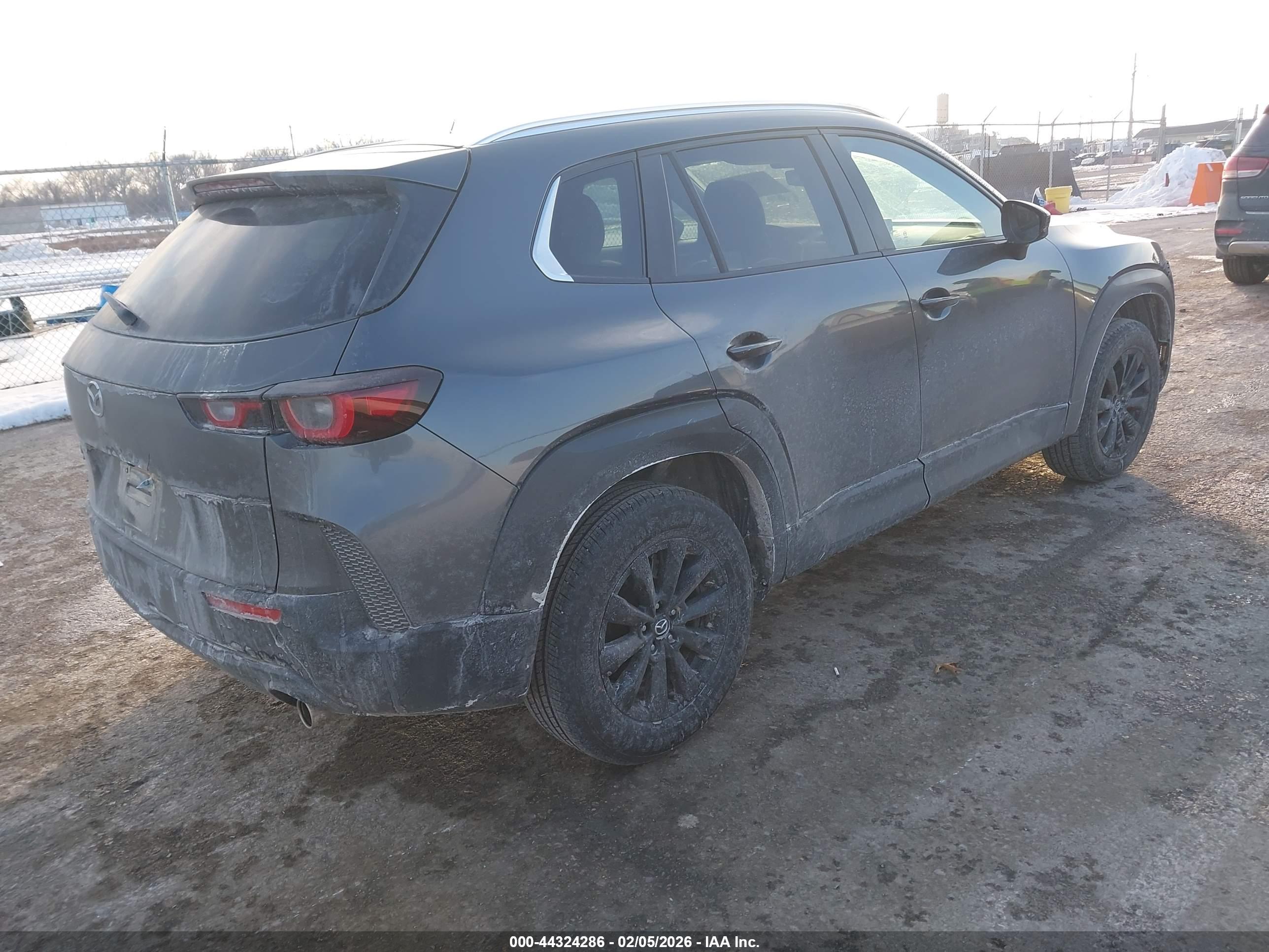 MAZDA CX-50 image 4