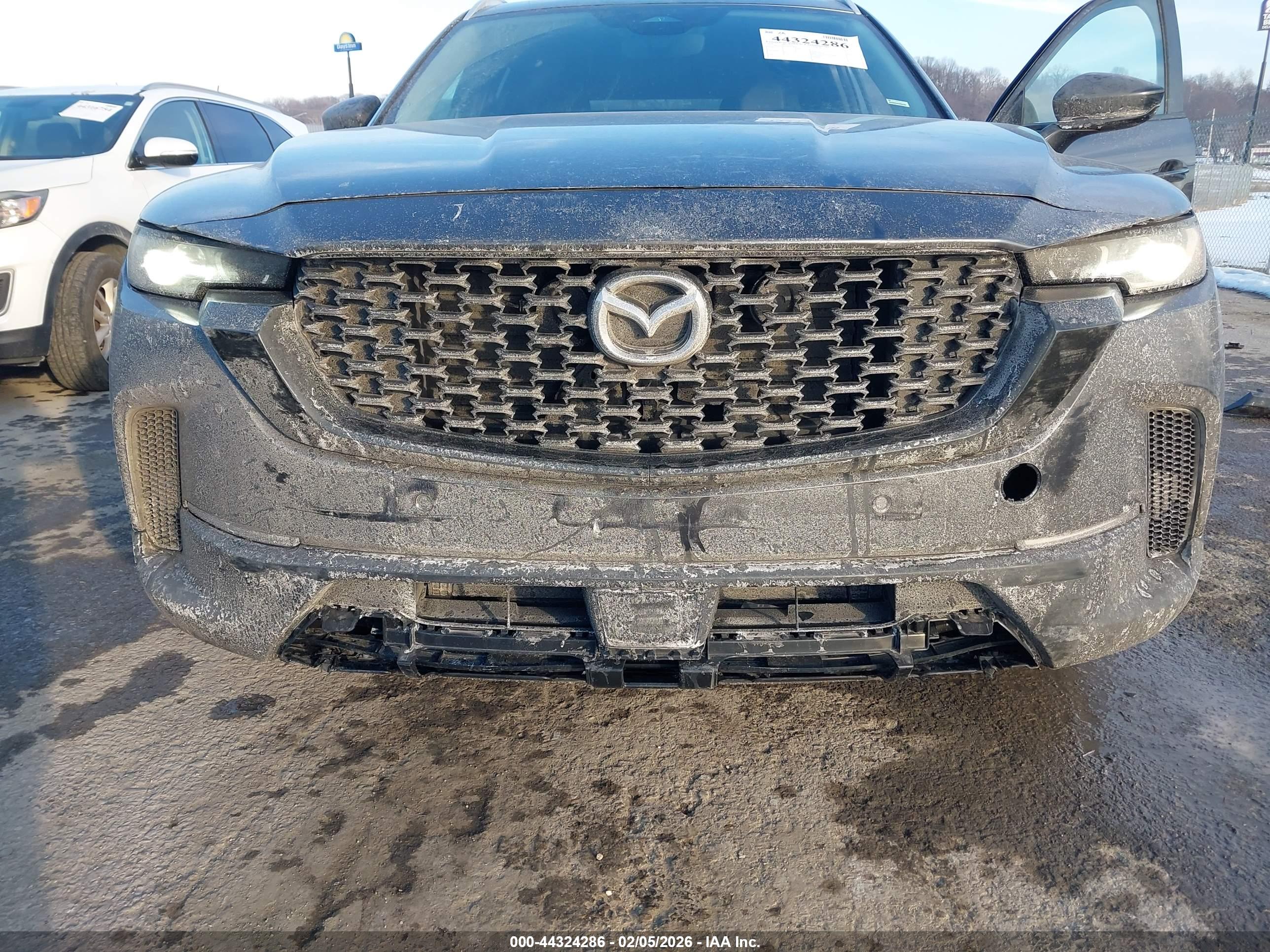 MAZDA CX-50 image 6
