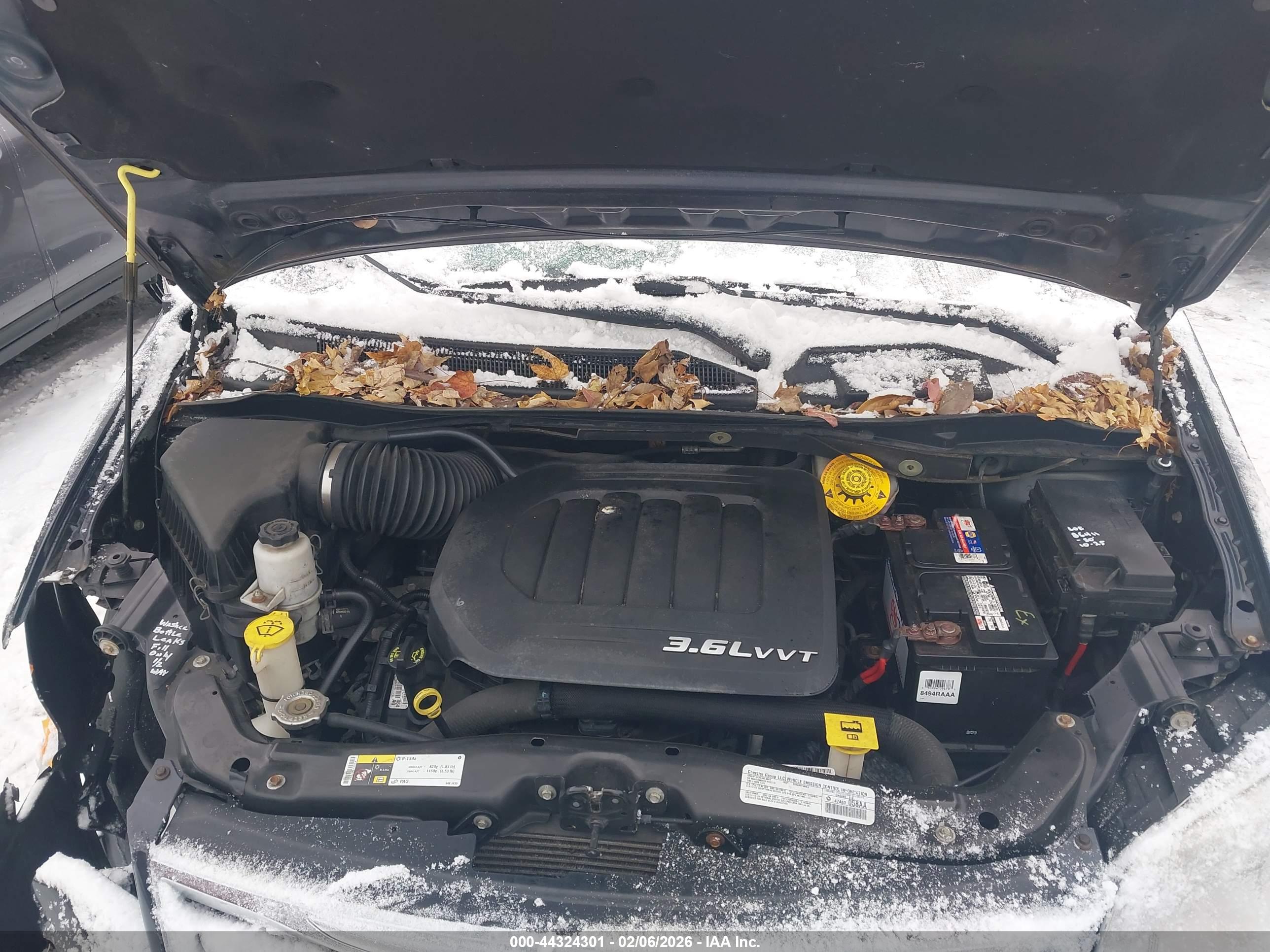 CHRYSLER TOWN image 10