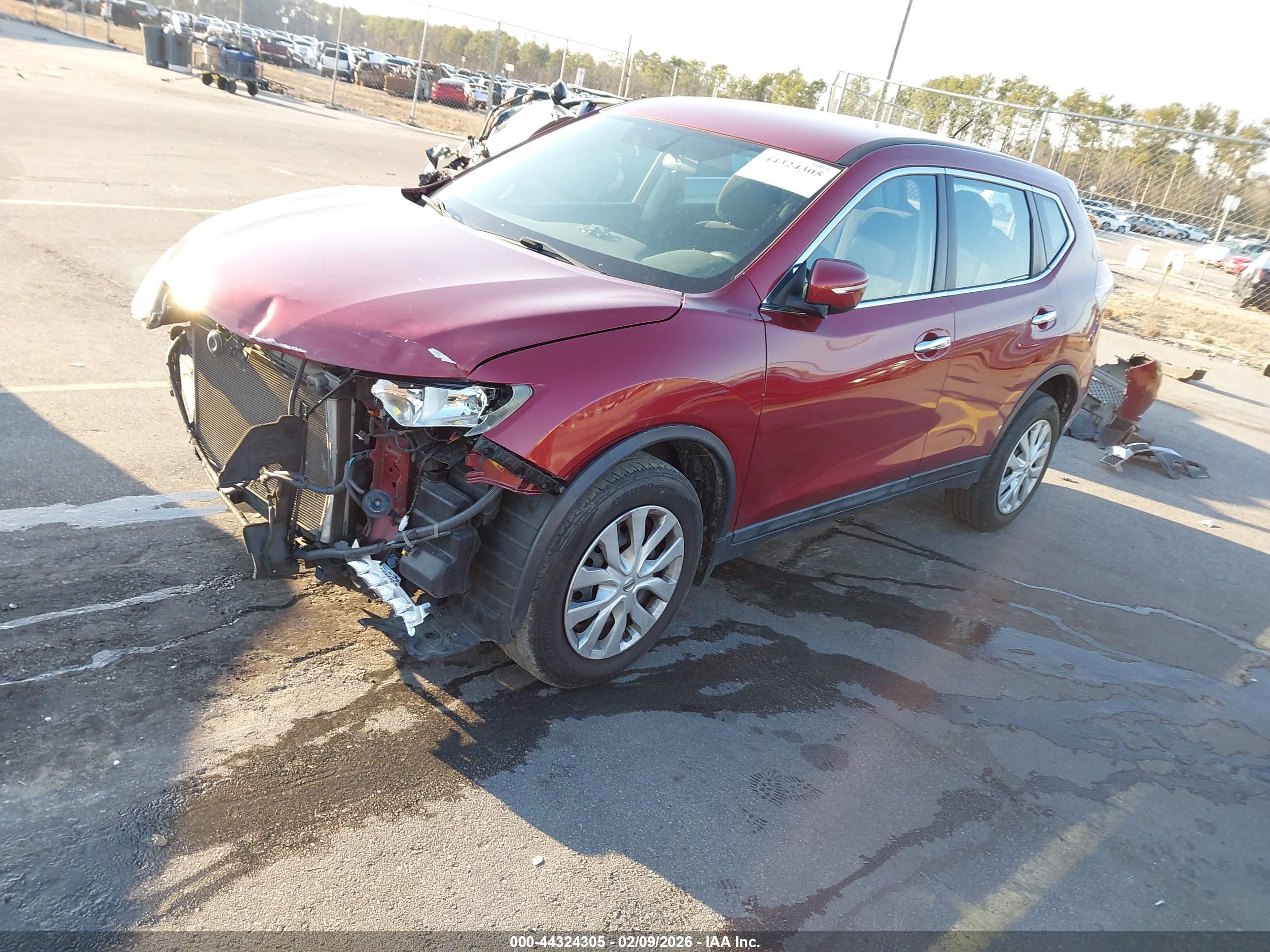 NISSAN ROGUE image 2