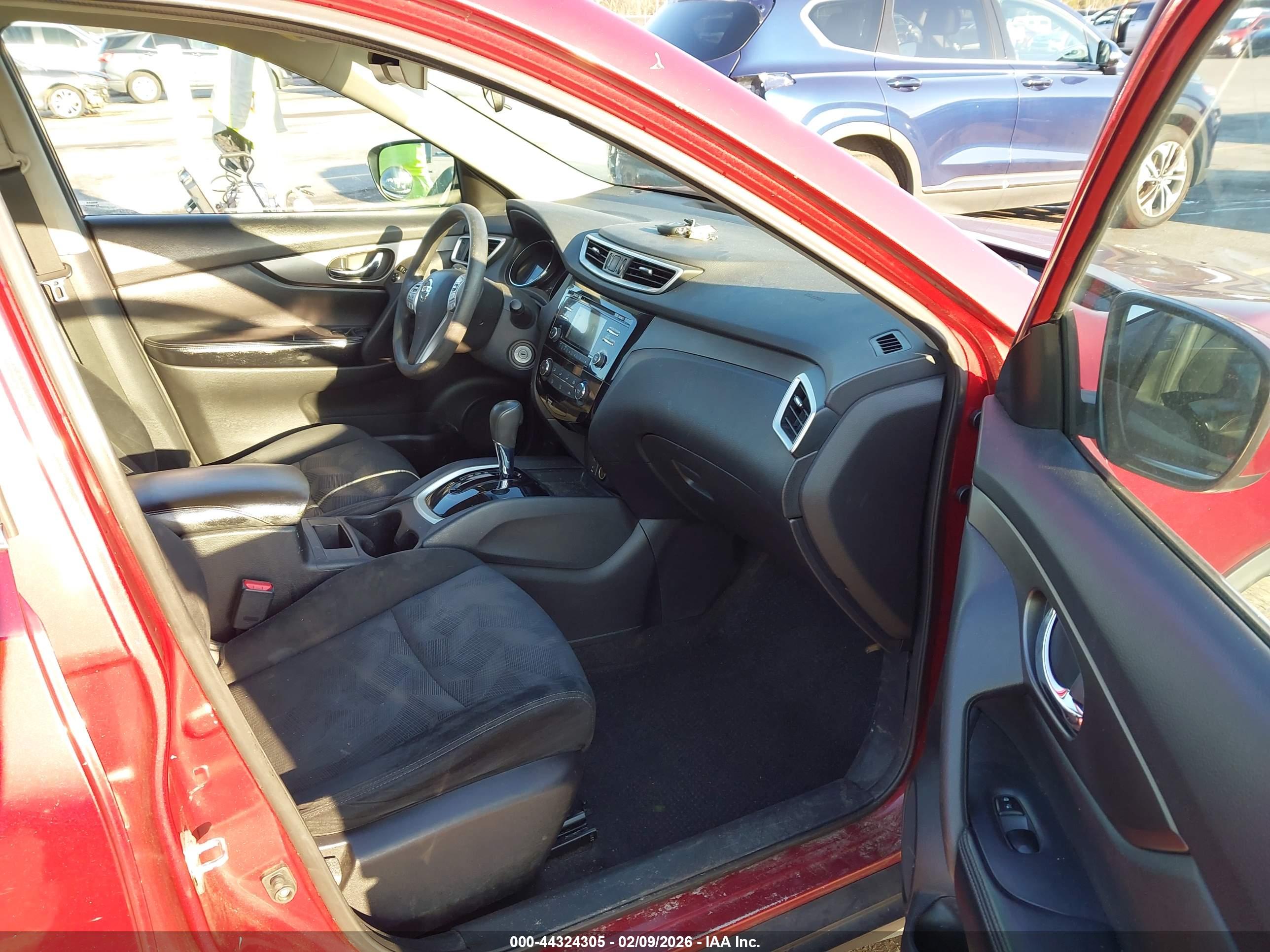 NISSAN ROGUE image 5