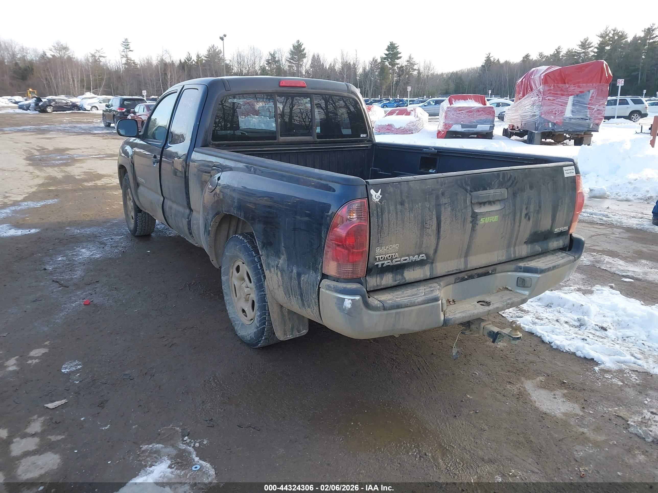 TOYOTA TACOMA image 3