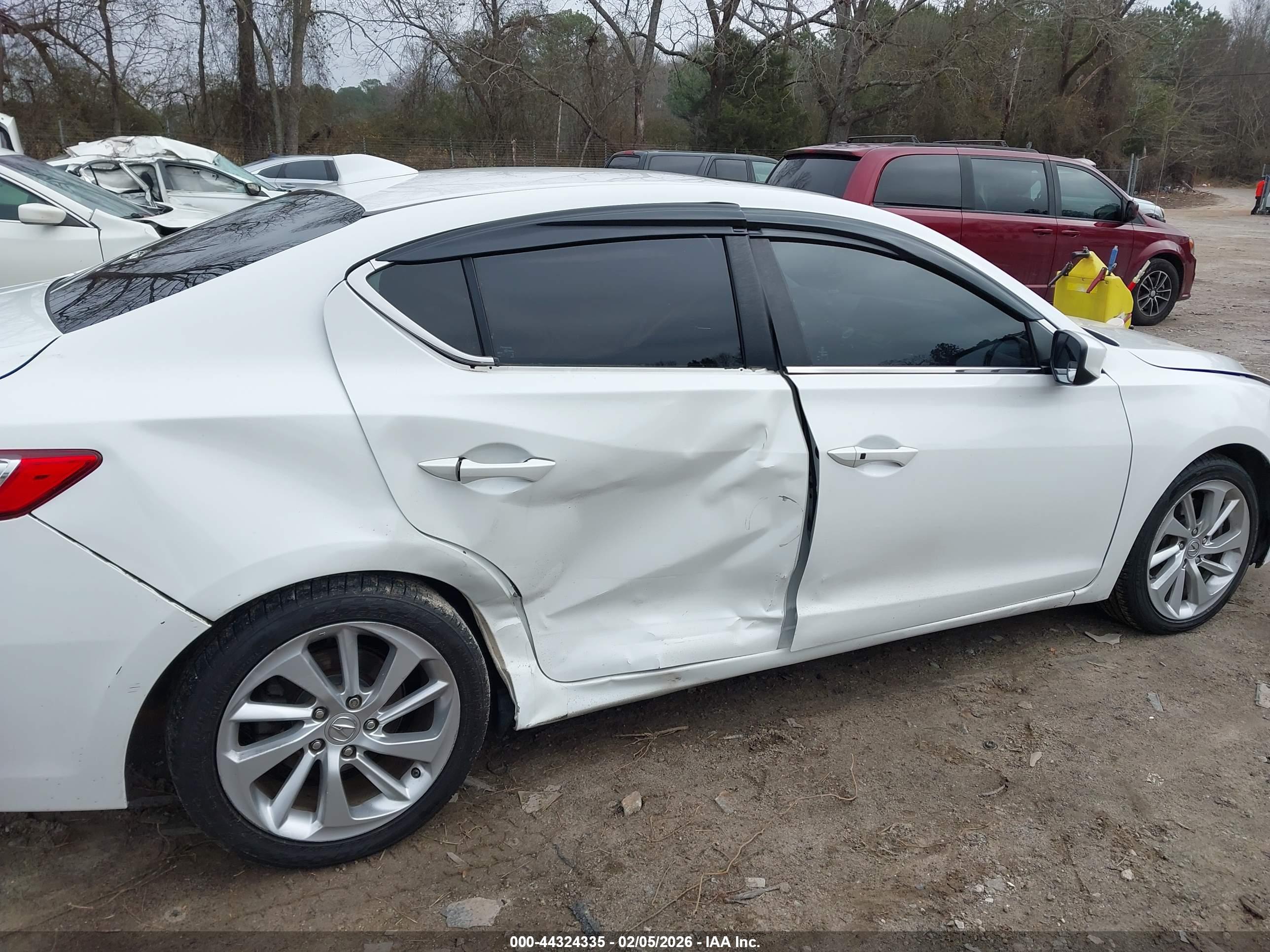 ACURA ILX image 6