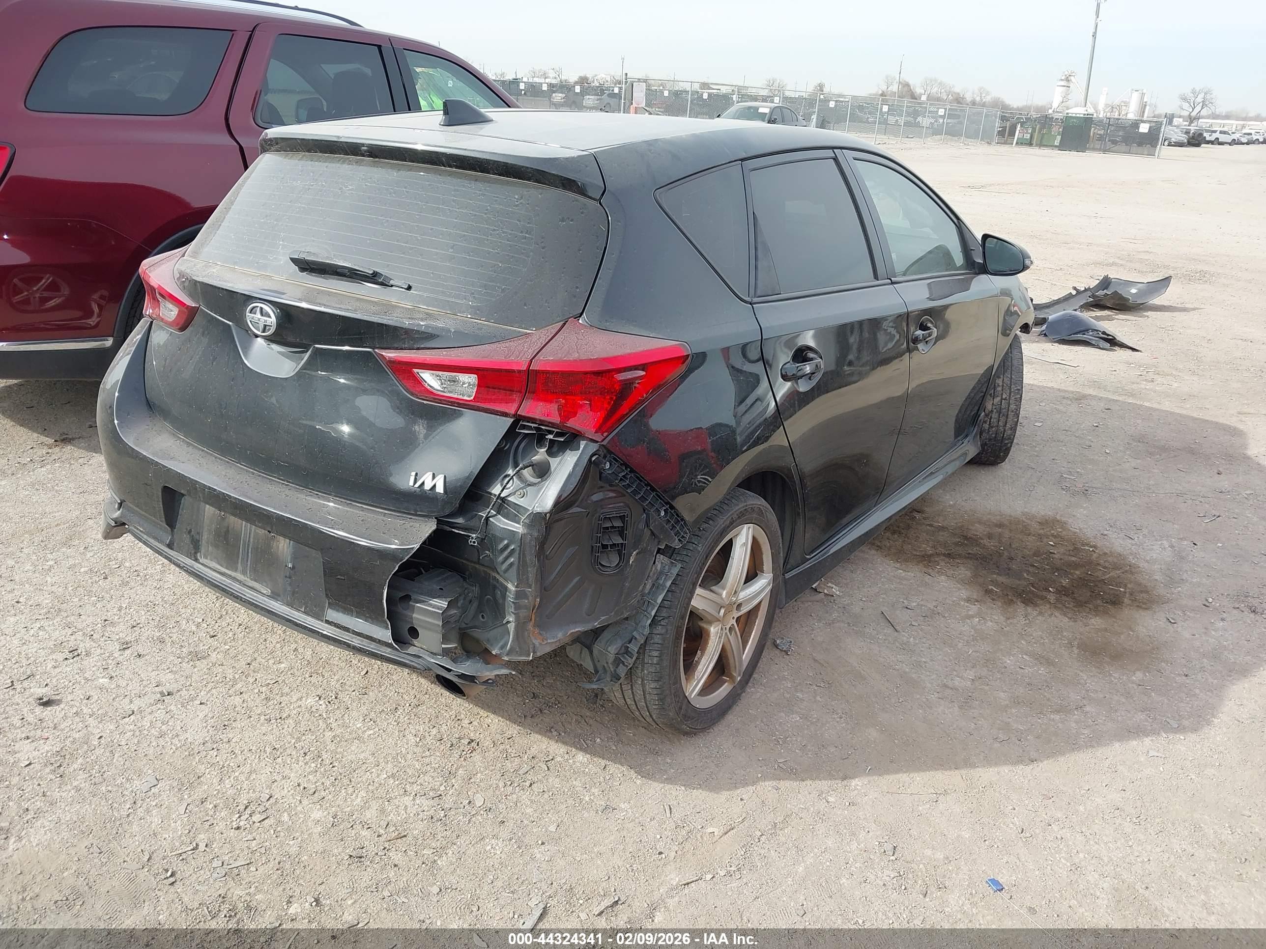 SCION IM image 4