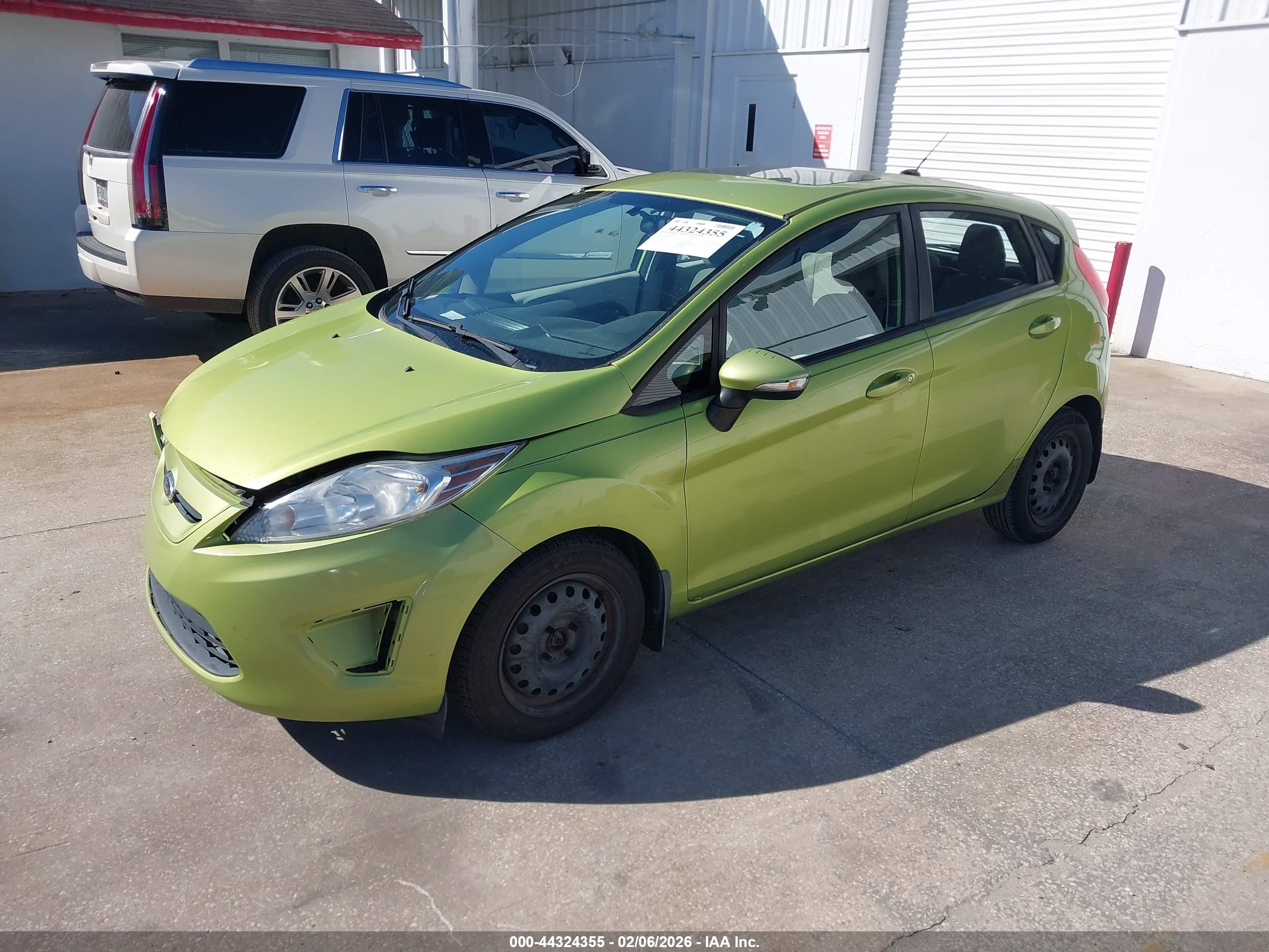 FORD FIESTA image 2