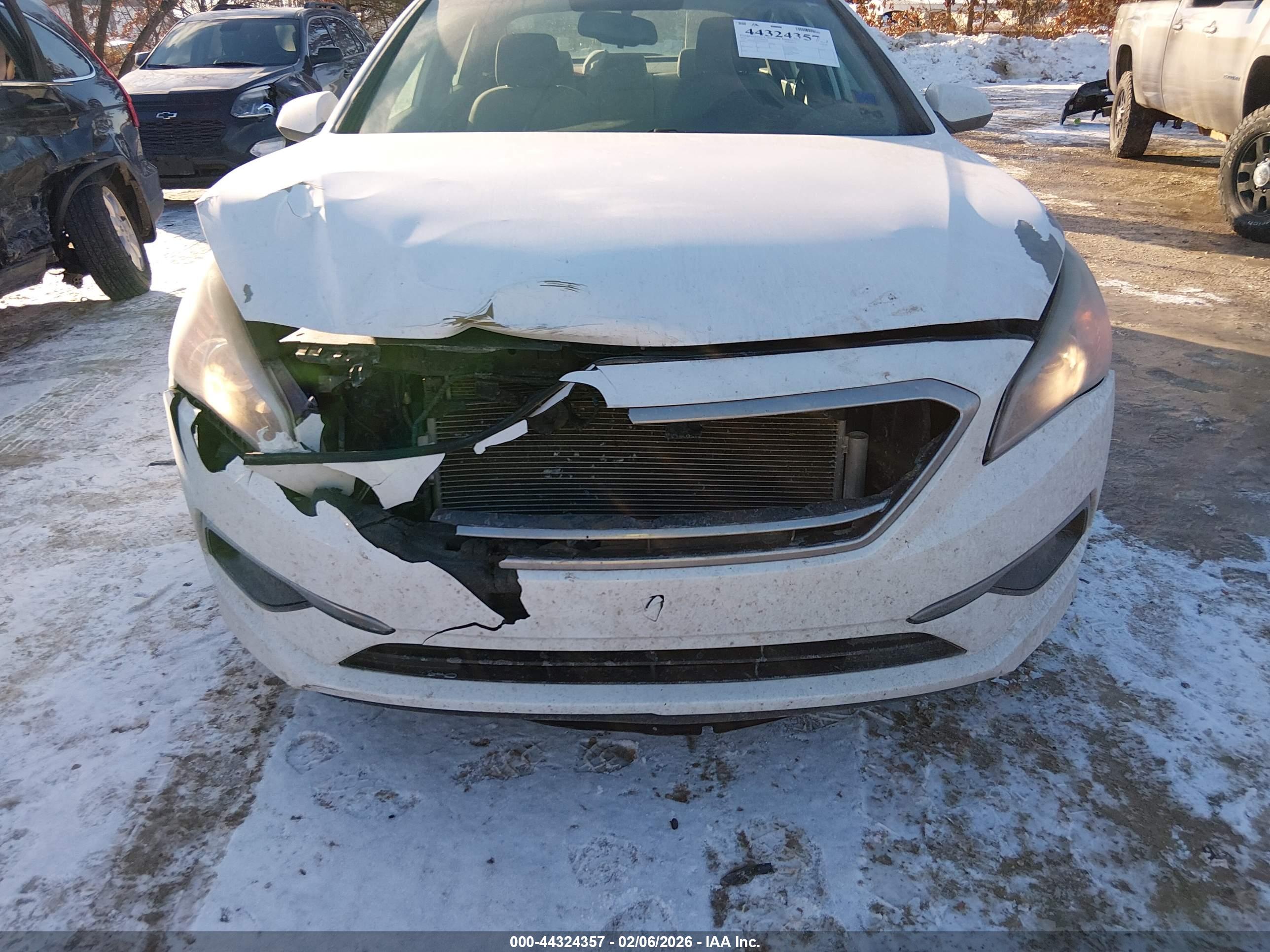 HYUNDAI SONATA image 6