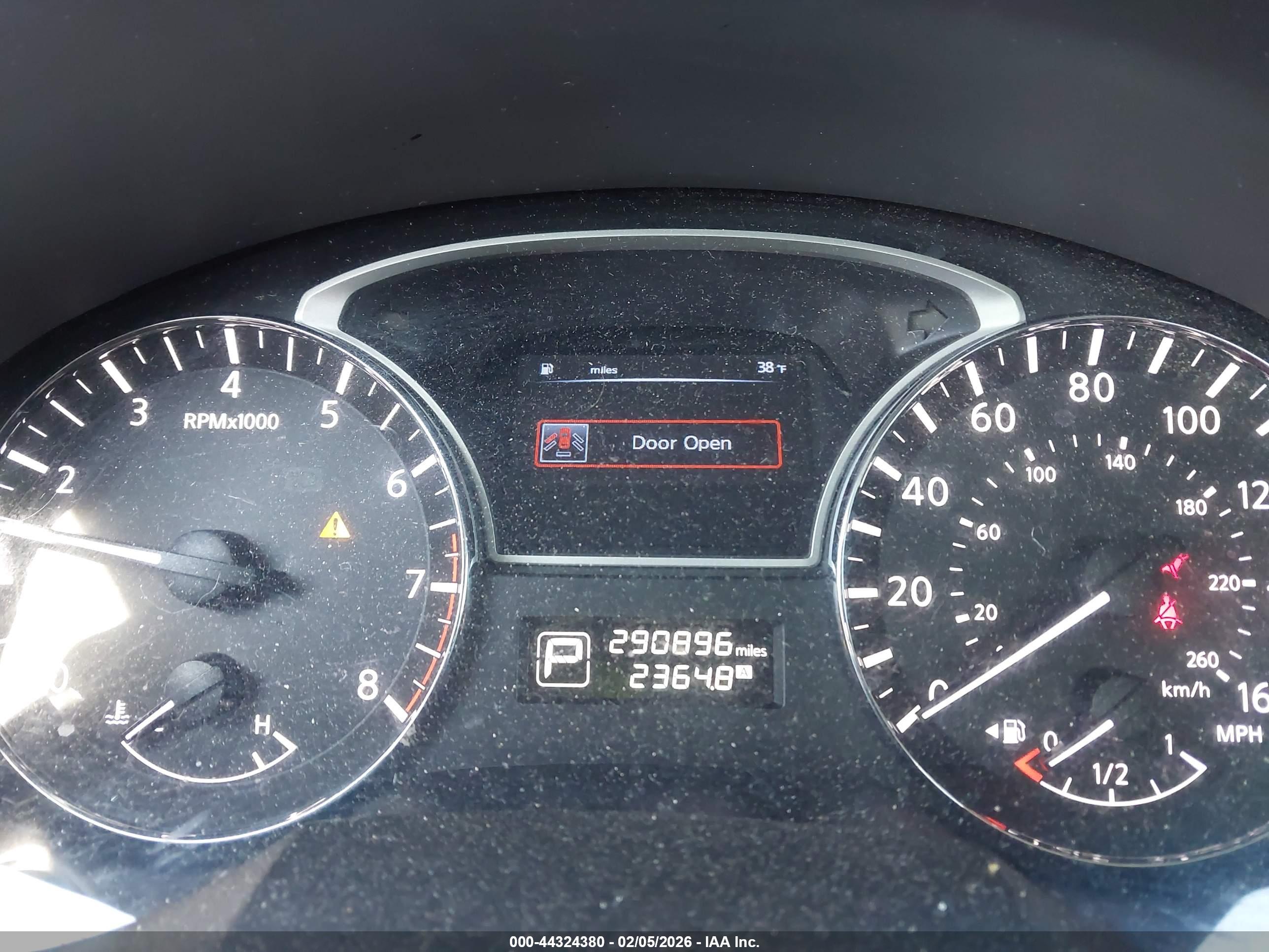 NISSAN ALTIMA image 7