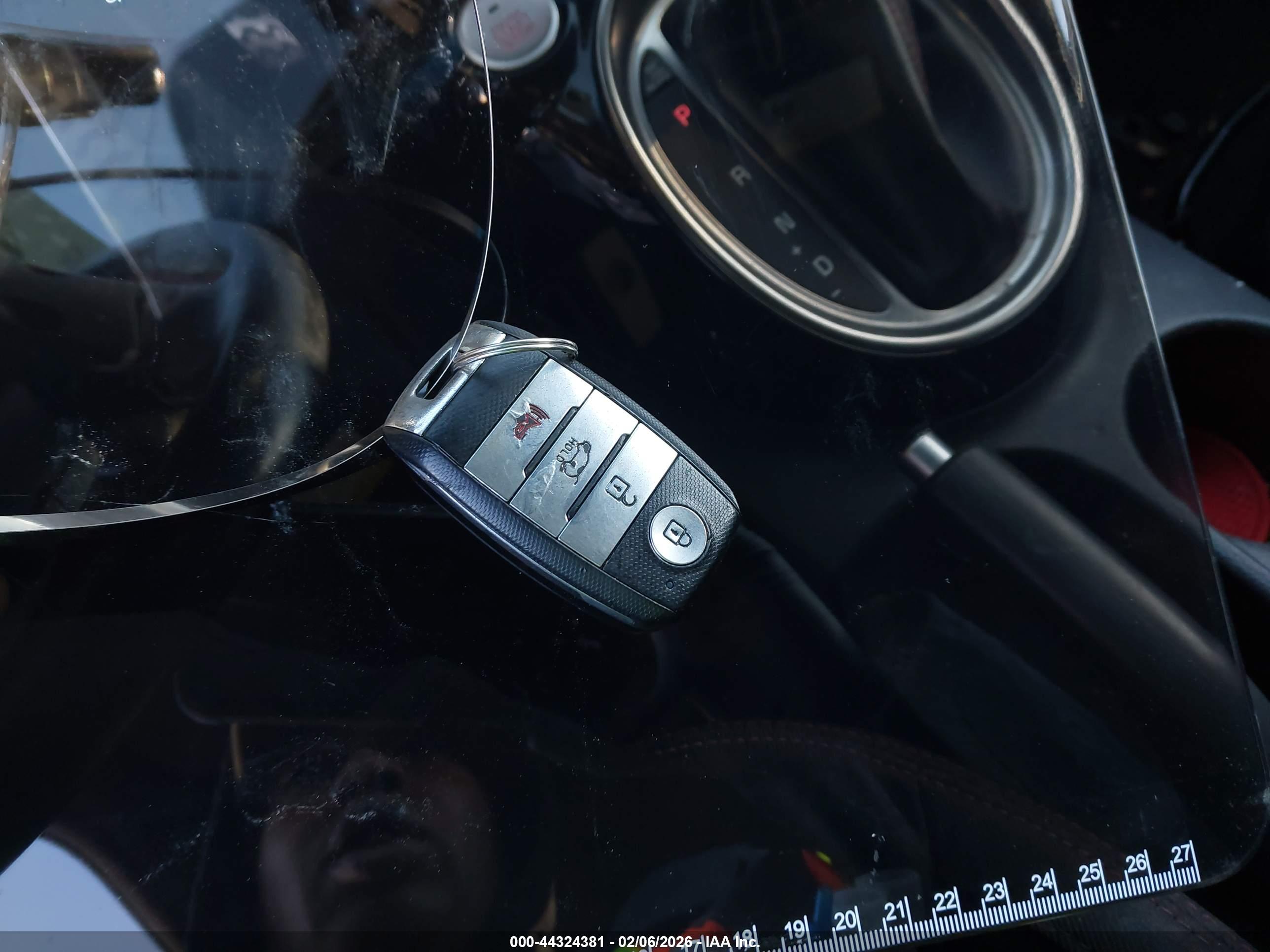 KIA SOUL image 11