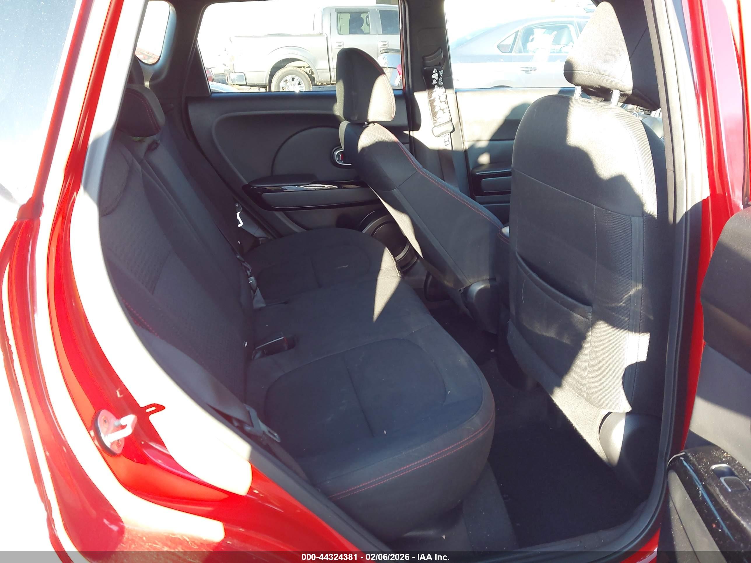 KIA SOUL image 8
